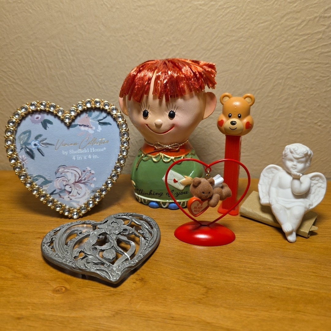 Vintage Lot Valentine Decor Bear Heart Photo Frame Pewter Cherub Lego Japan Bank