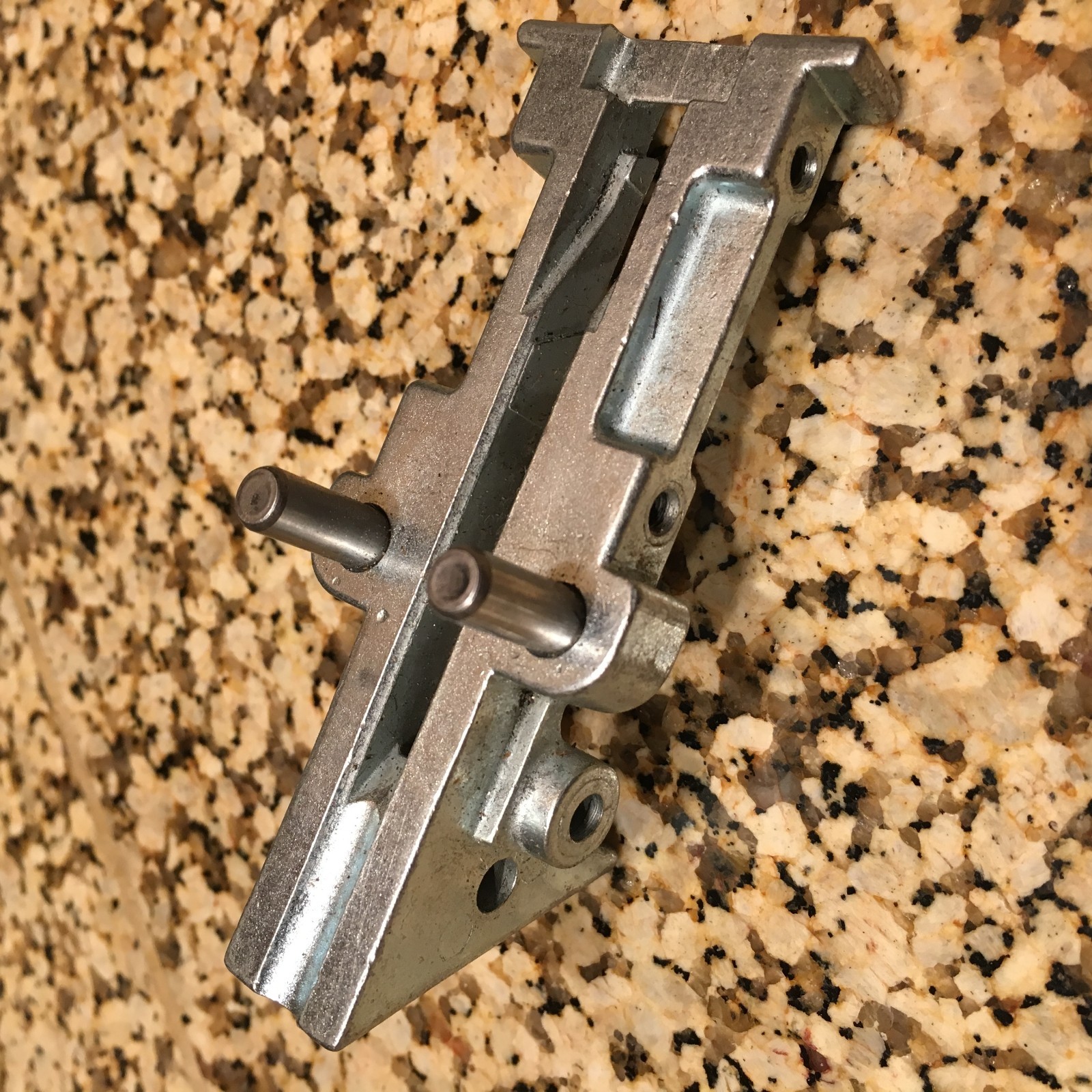 Paslode 500584 Shear Block w/Pin for 5250/65S-PP Strip Nailer