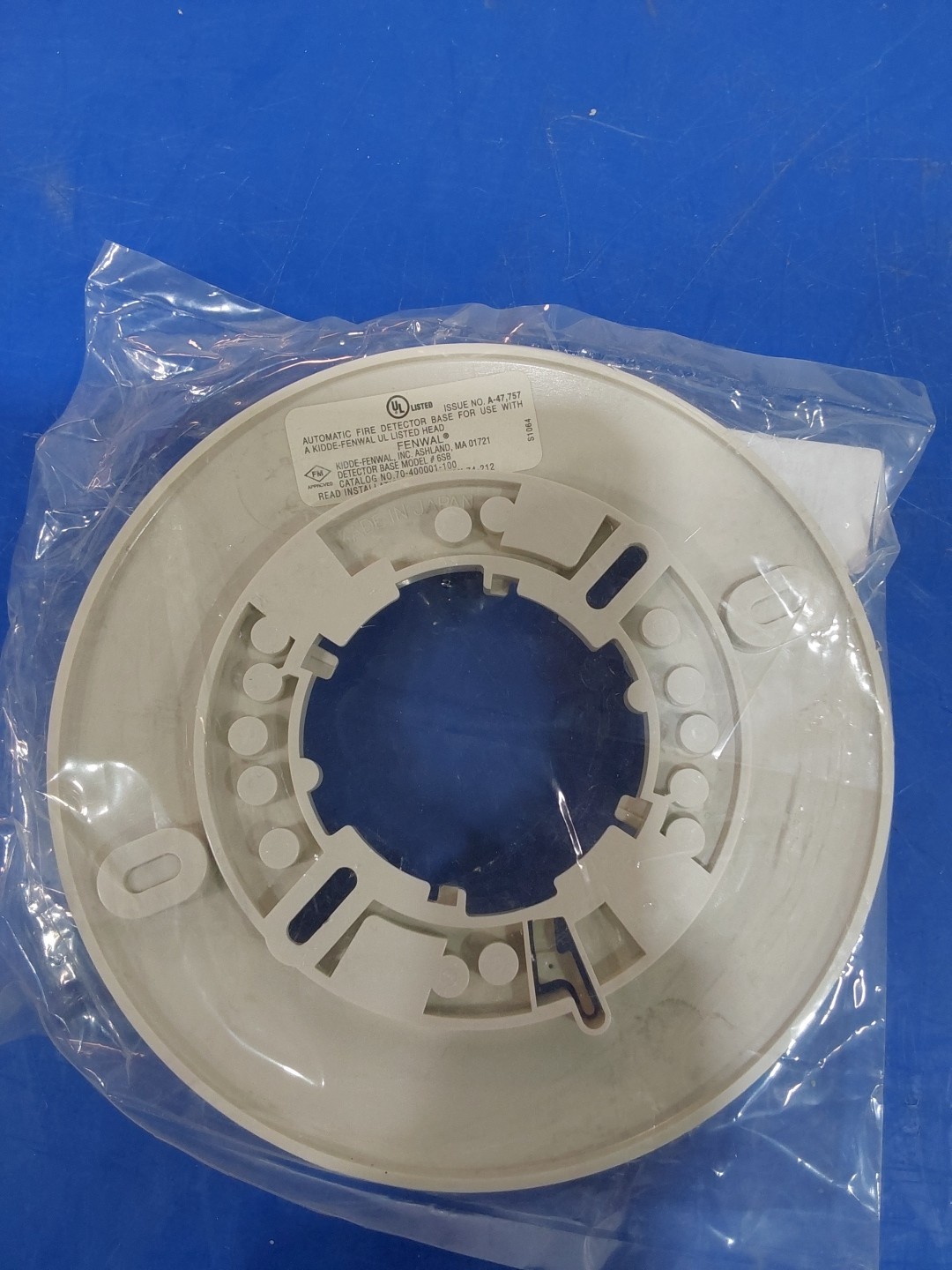 FENWAL CONTROLS 70-400001-100  Universal  Model 6SB Detector Base