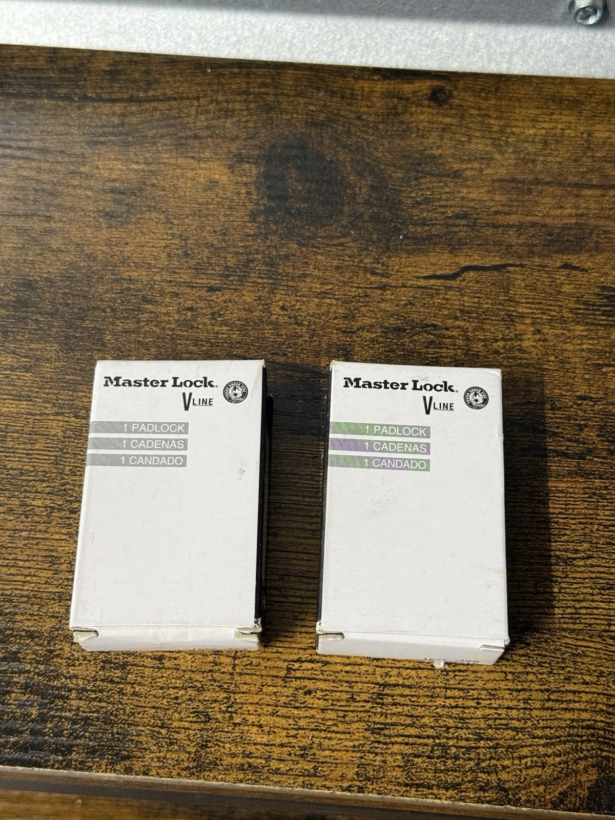 2x Master Lock (4YH24) Gold Rectangle Keyed Alike Shackle Padlock & 2 Keys