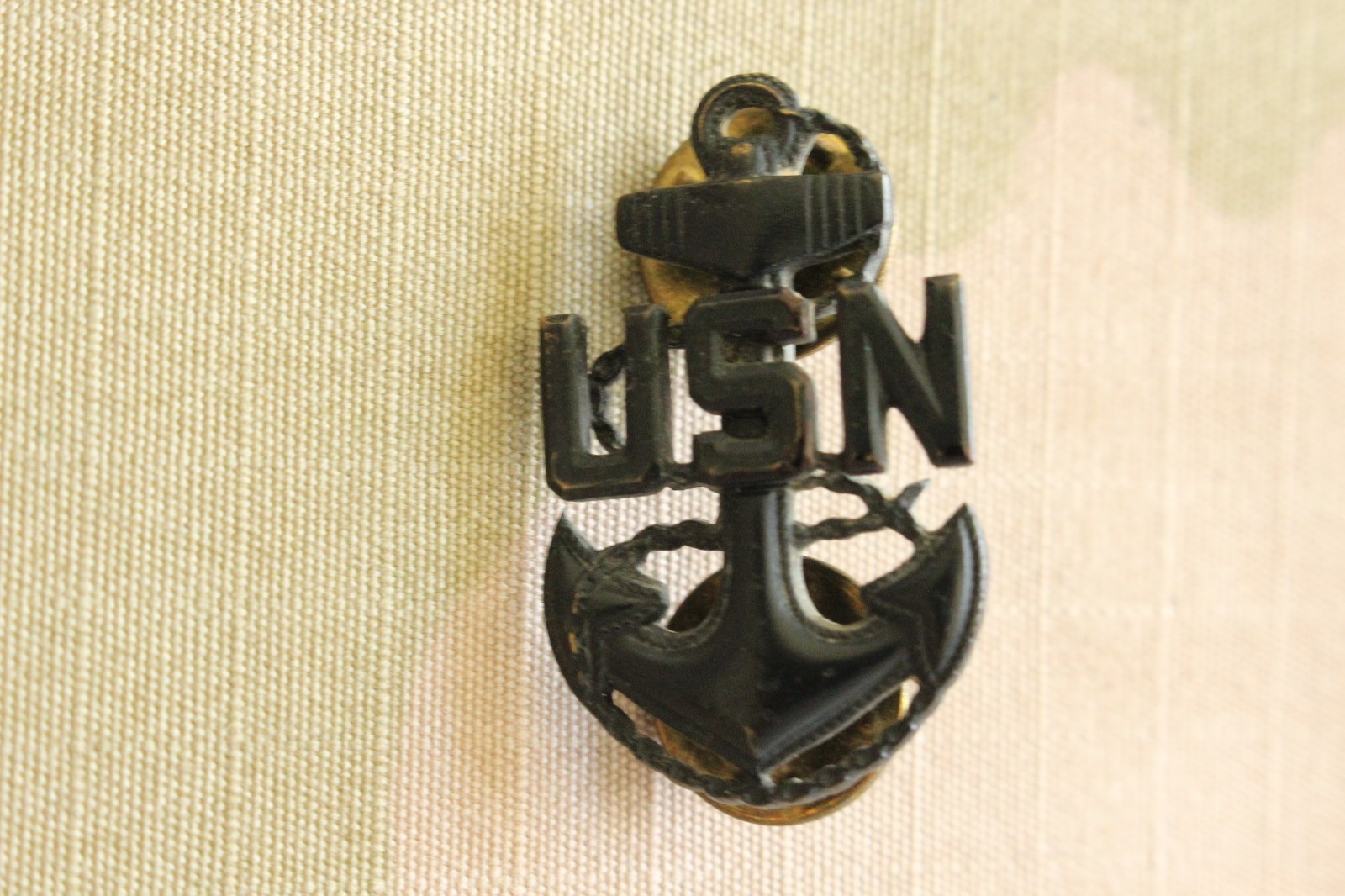 USN US NAVY ALL RATES E-7 CPO 8 POINT COVER BADGE DEVICE SUBDUED SIZE MINI B