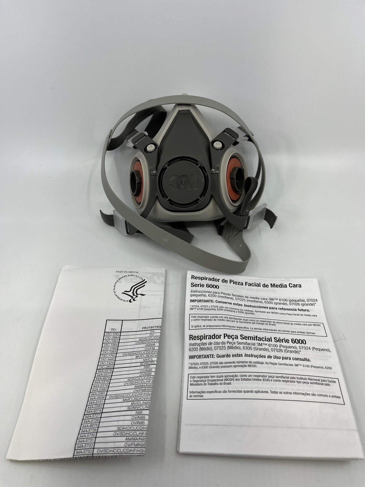 3M™ Half Facepiece Reusable Respirator 6100 / 07024
