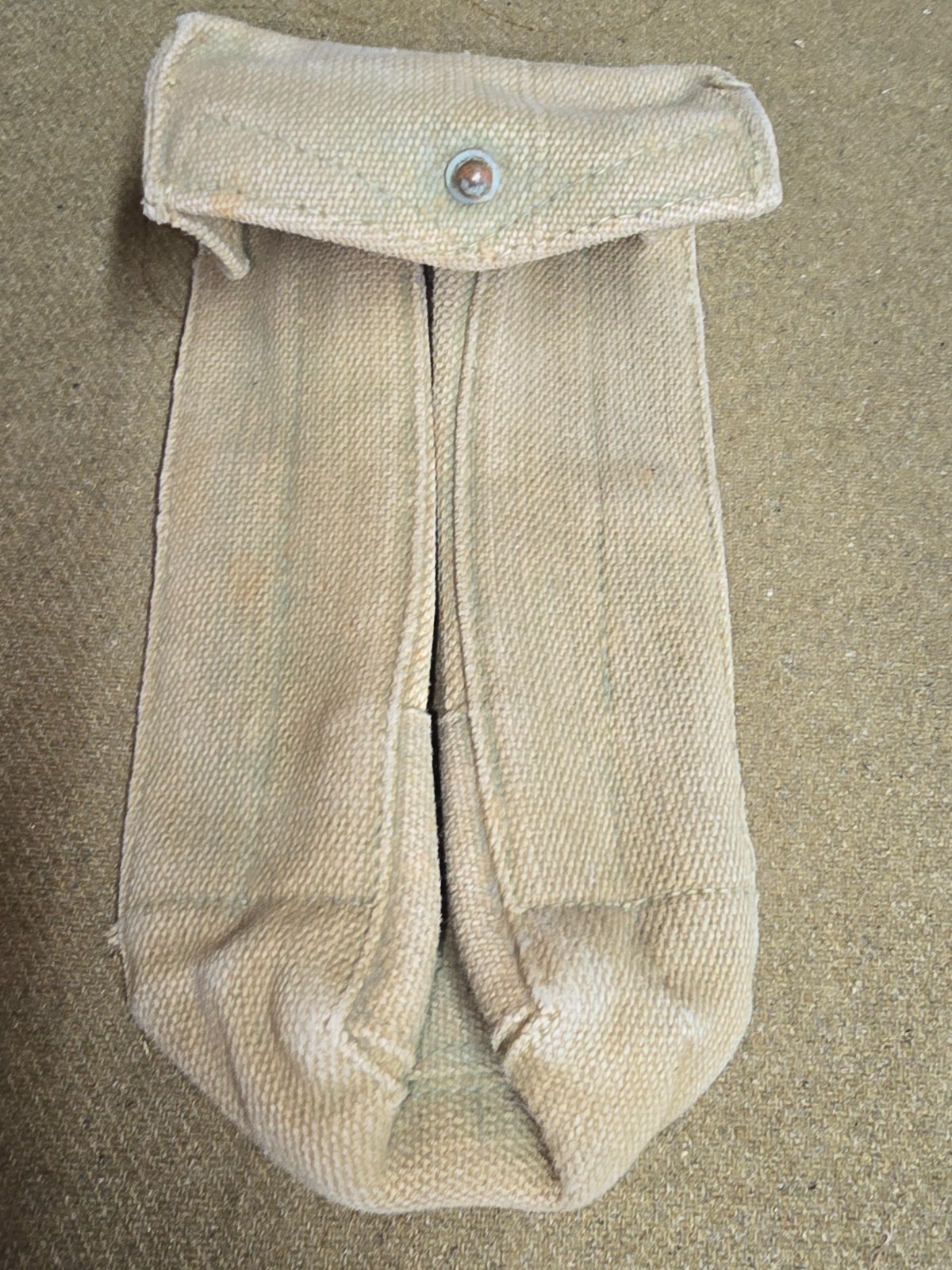 WWII British Pattern 37 Ammo Pouch #4