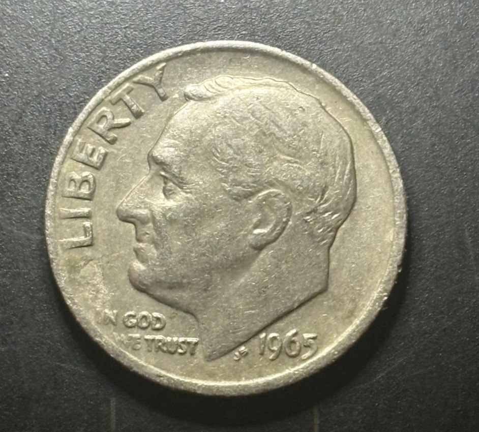 1965 Roosevelt Dime with No Mint Circulated Condition