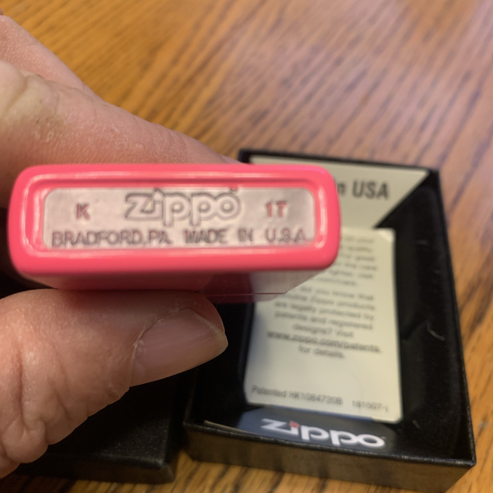 Zippo Brat Neon Pink 29405