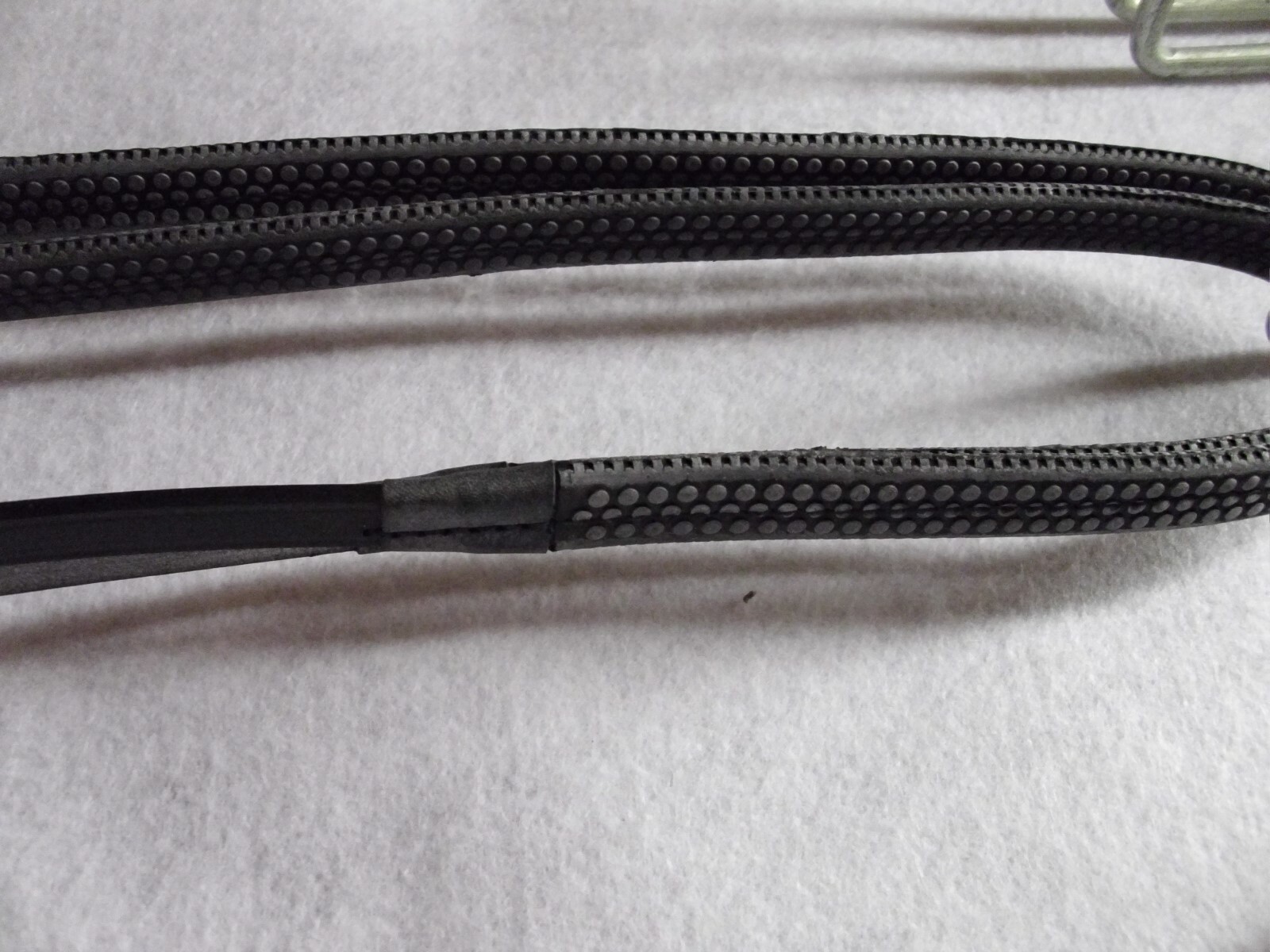   NEW In package  Equus Horse Reins 1/2 inch with Grips 