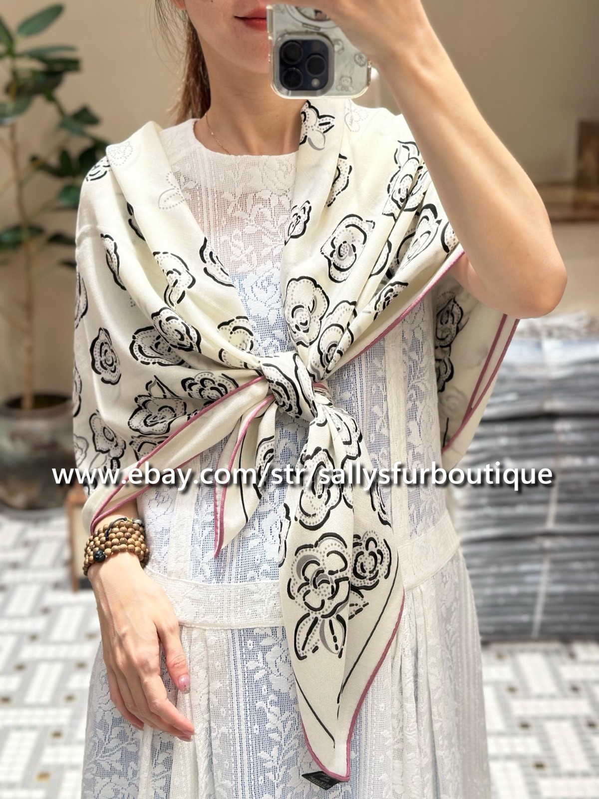 Sallys 70% Cashmere & 30% Silk Wrap Scarf Camellia Print Double Face Shawl 53"