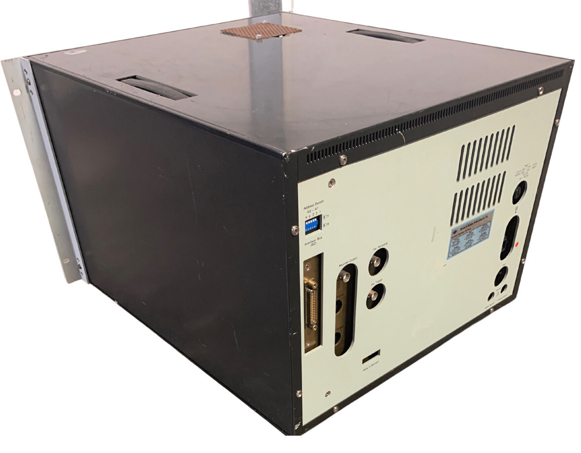 Bruel & Kjaer 2033 HIGH RESOLUTION SIGNAL ANALYZER **READ**