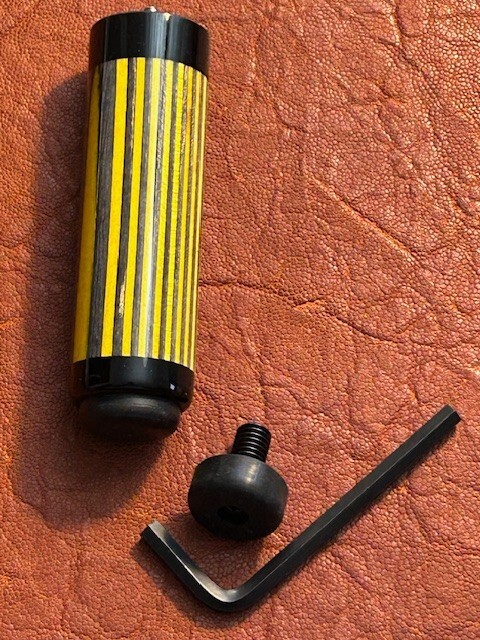 Jacoby 4 Inch Yellow/Grey Rear Extension for your pool cue.