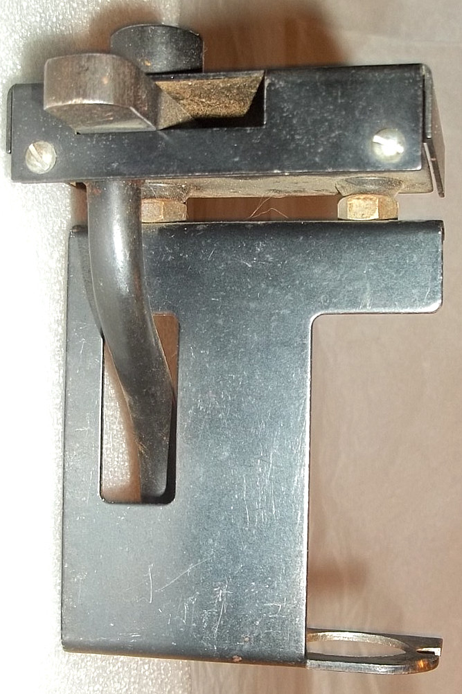 RELOADER PART WITH SPOUT & OPEN/CLOSE LEVER - UNKNOWN APPLICATION - FREE SHIP