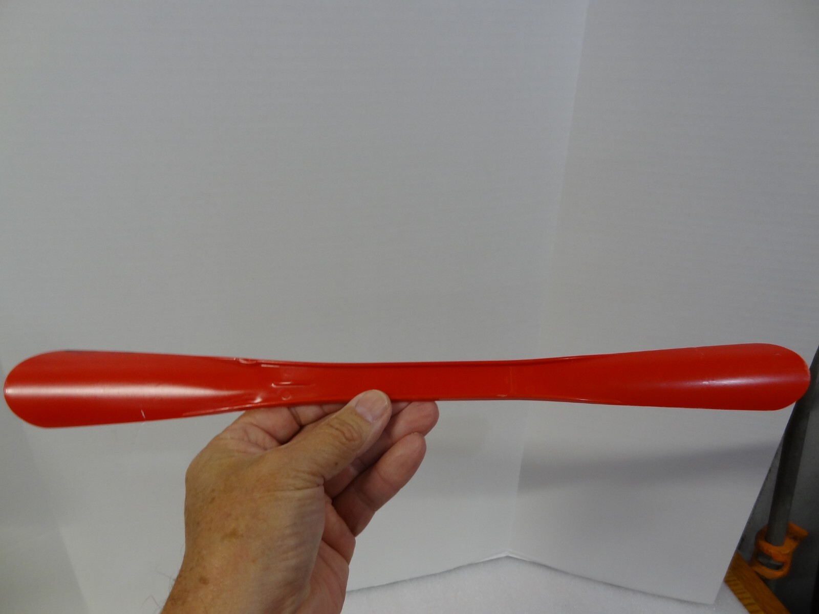 Vintage Edman Furniture Eugene Oregon Advertising Red Plastic 16" Shoe Horn