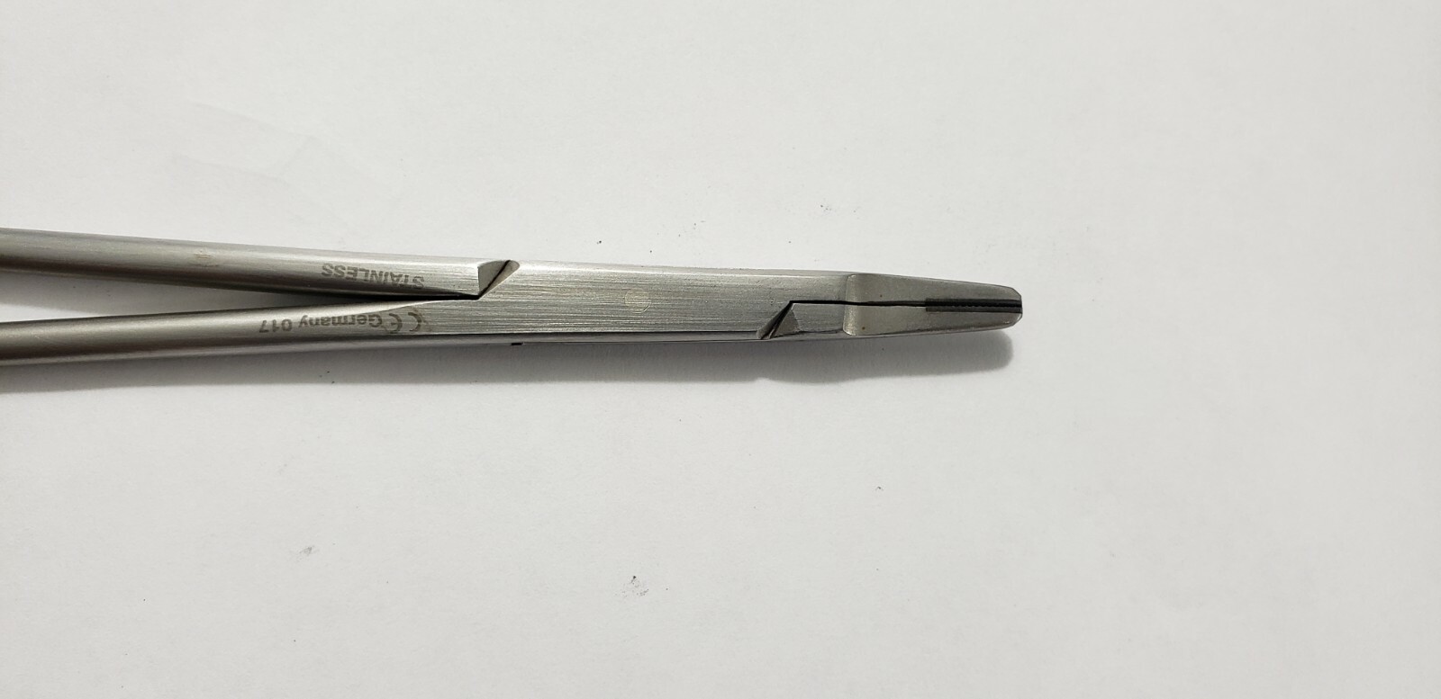 Codman 36-3003 Surgical Classic PLUS RYDER Needle Holder 8" Carbide Jaws