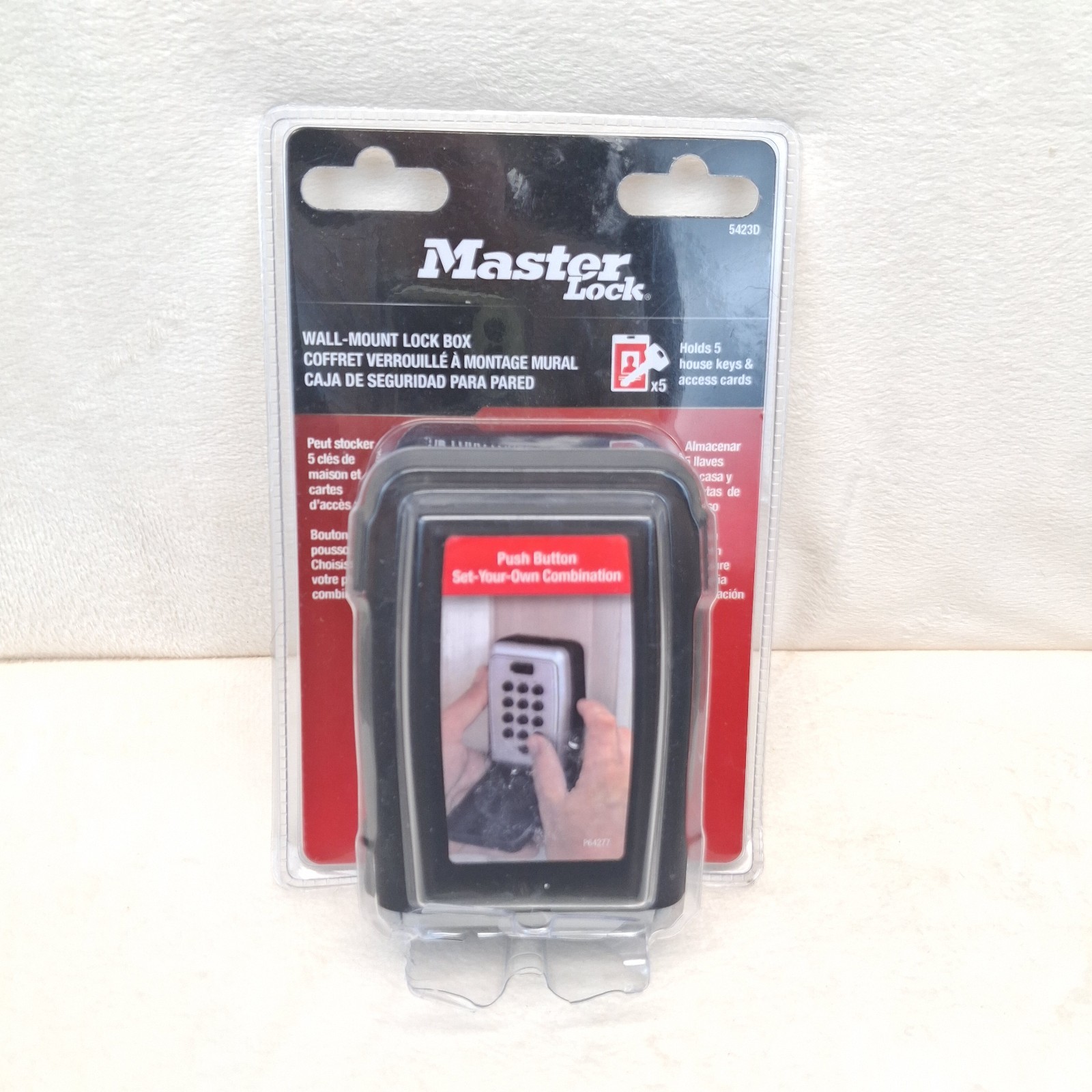 Master Lock Black Wall Mount Key Lock with Push Button Code Entry  5423D
