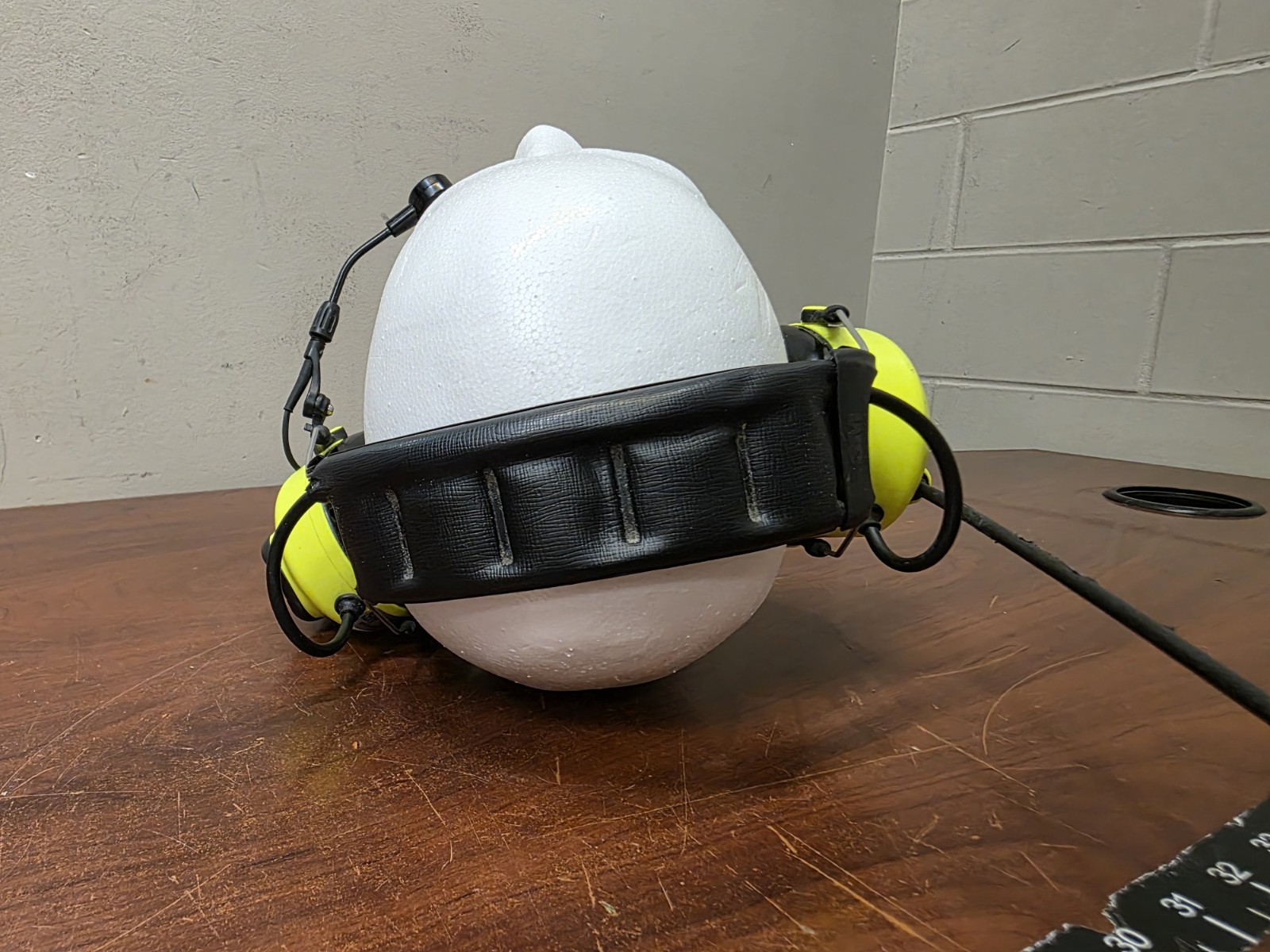 3M PELTOR LiteCom Plus Headset MT73H7A4610NA