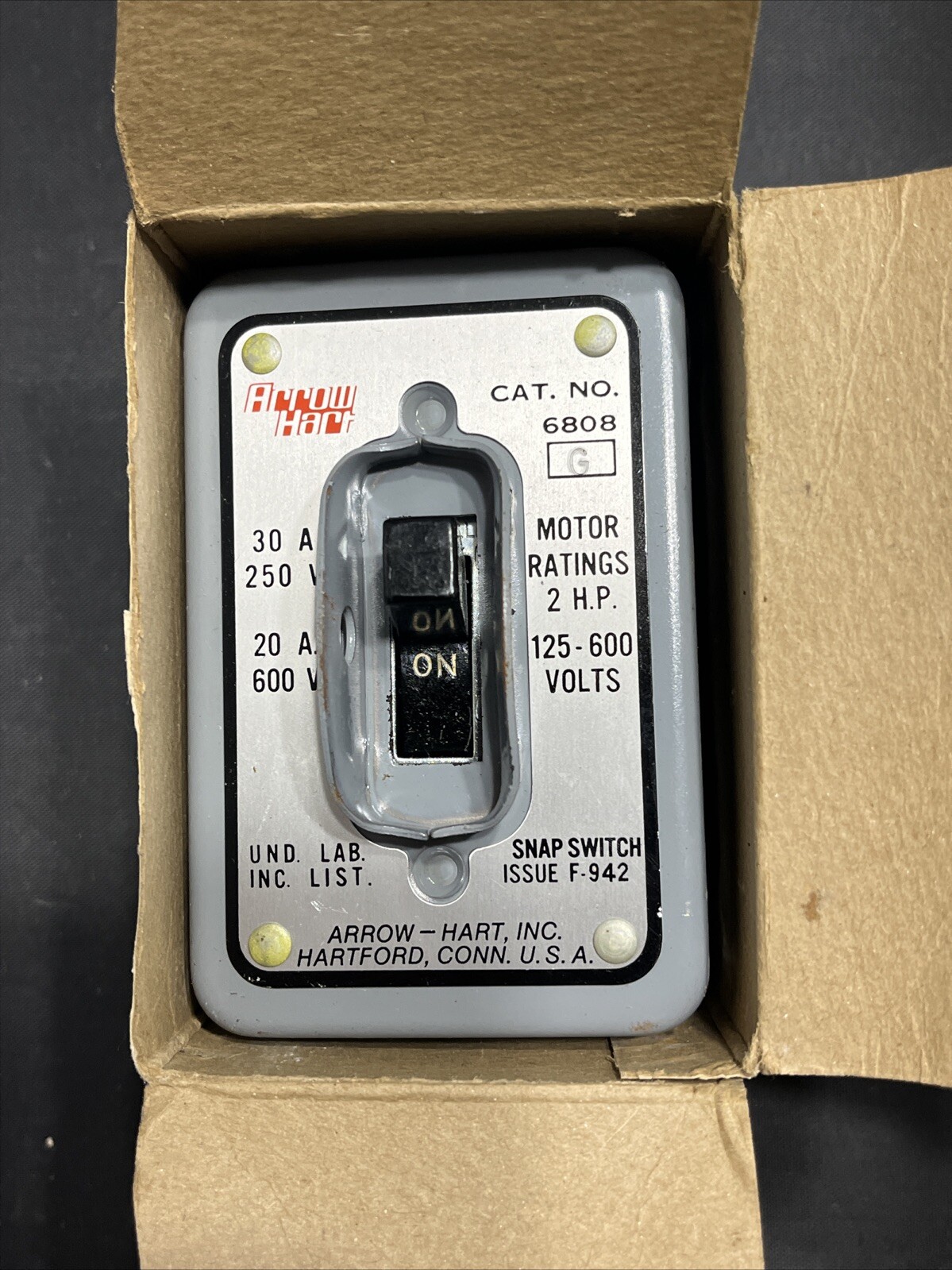 NEW ARROW HART 6808G SNAP SWITCH 30A 125-600V 2HP F-942