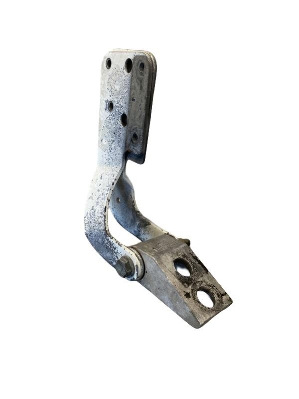 Kenworth T660 Hood Hinge L481138 (674-10438)