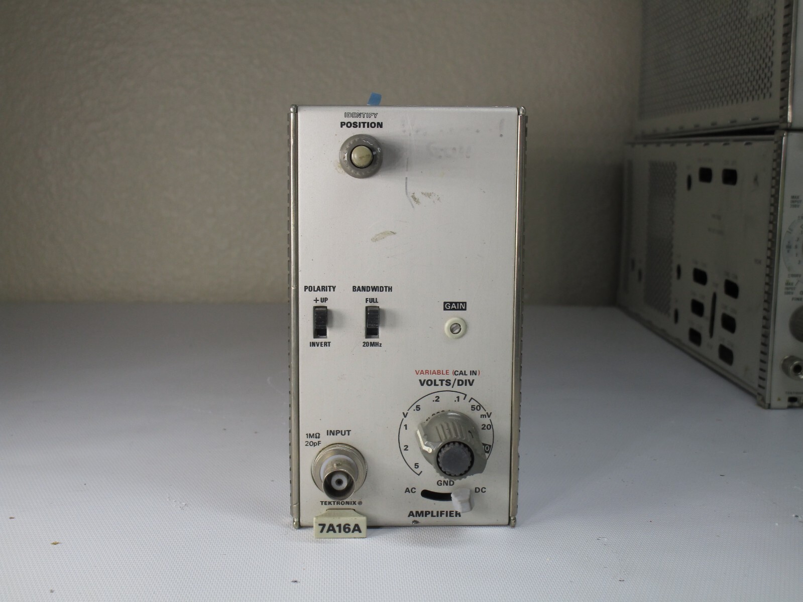 Tektronix 7A16A Single Channel 225MHz Vertical Amplifier