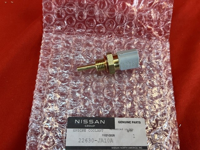 Genuine OEM Nissan Engine Coolant Temperature Sensor 22630-JA10A
