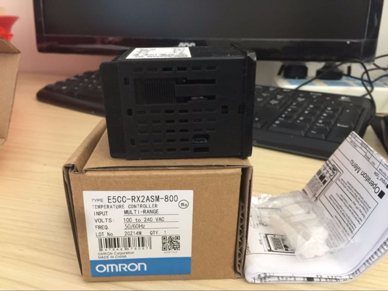 Original Digital Omron Temperature Controller E5CC-RX2ASM-800 In Box -New *TT
