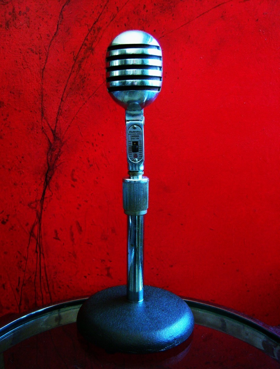 Vintage 1950's Electro Voice 950 crystal microphone w period Atlas DS-7 stand