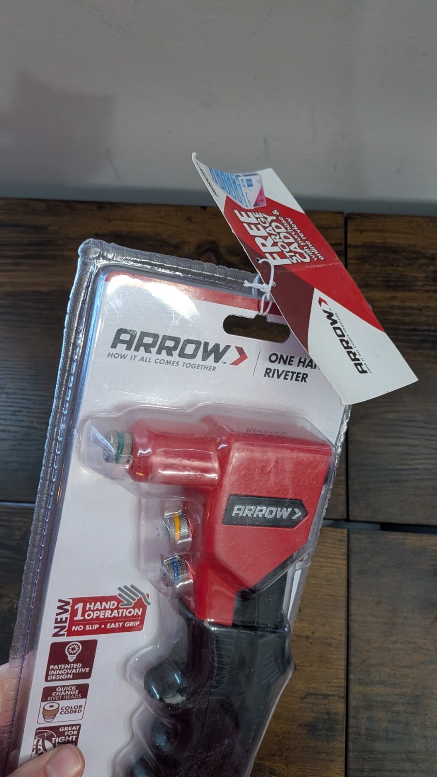 Arrow RT188M One Handed Riveter Tool Red/Black-Open