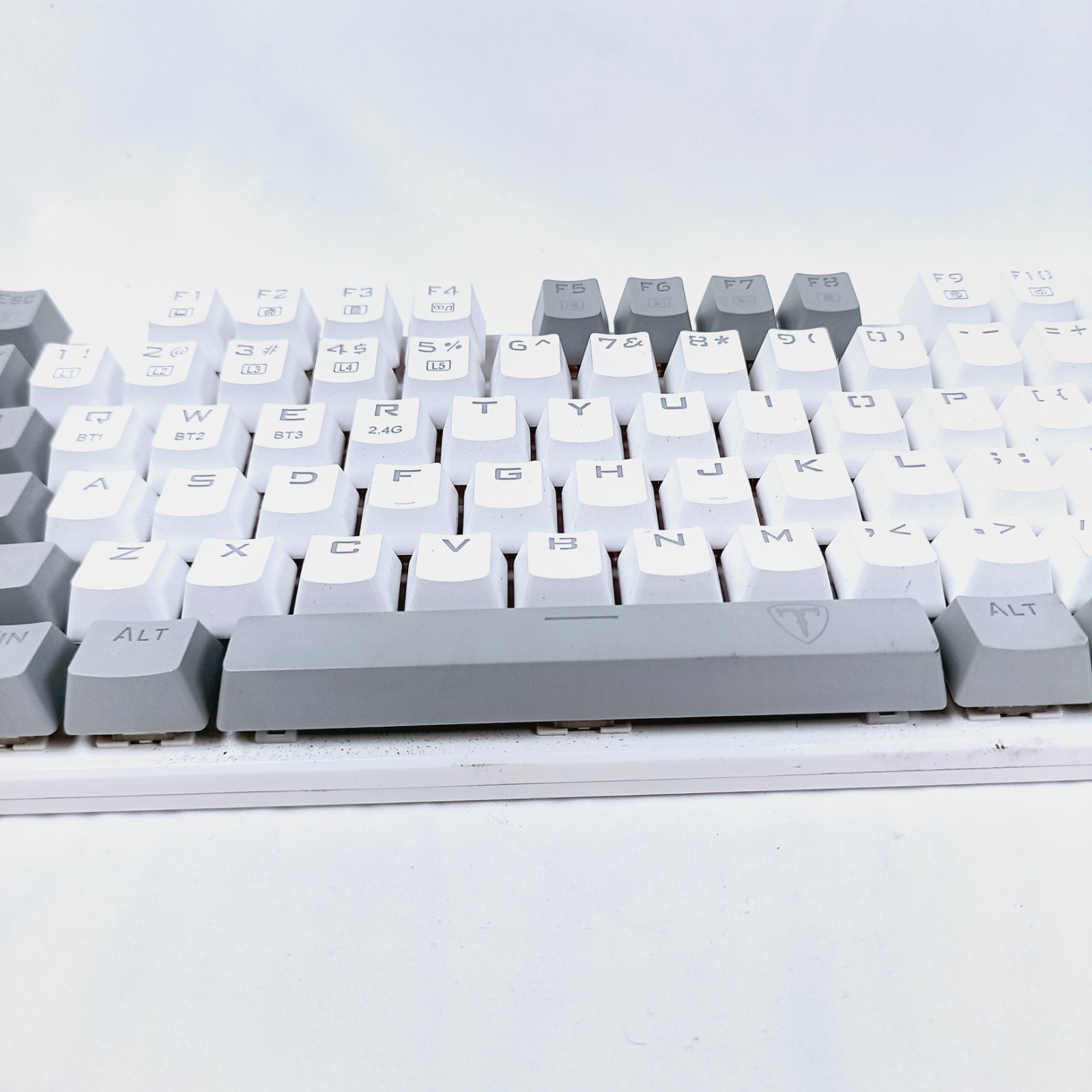 ET Tech PC372A Wireless Mechanical Gaming Keyboard White Gray Tested EUC