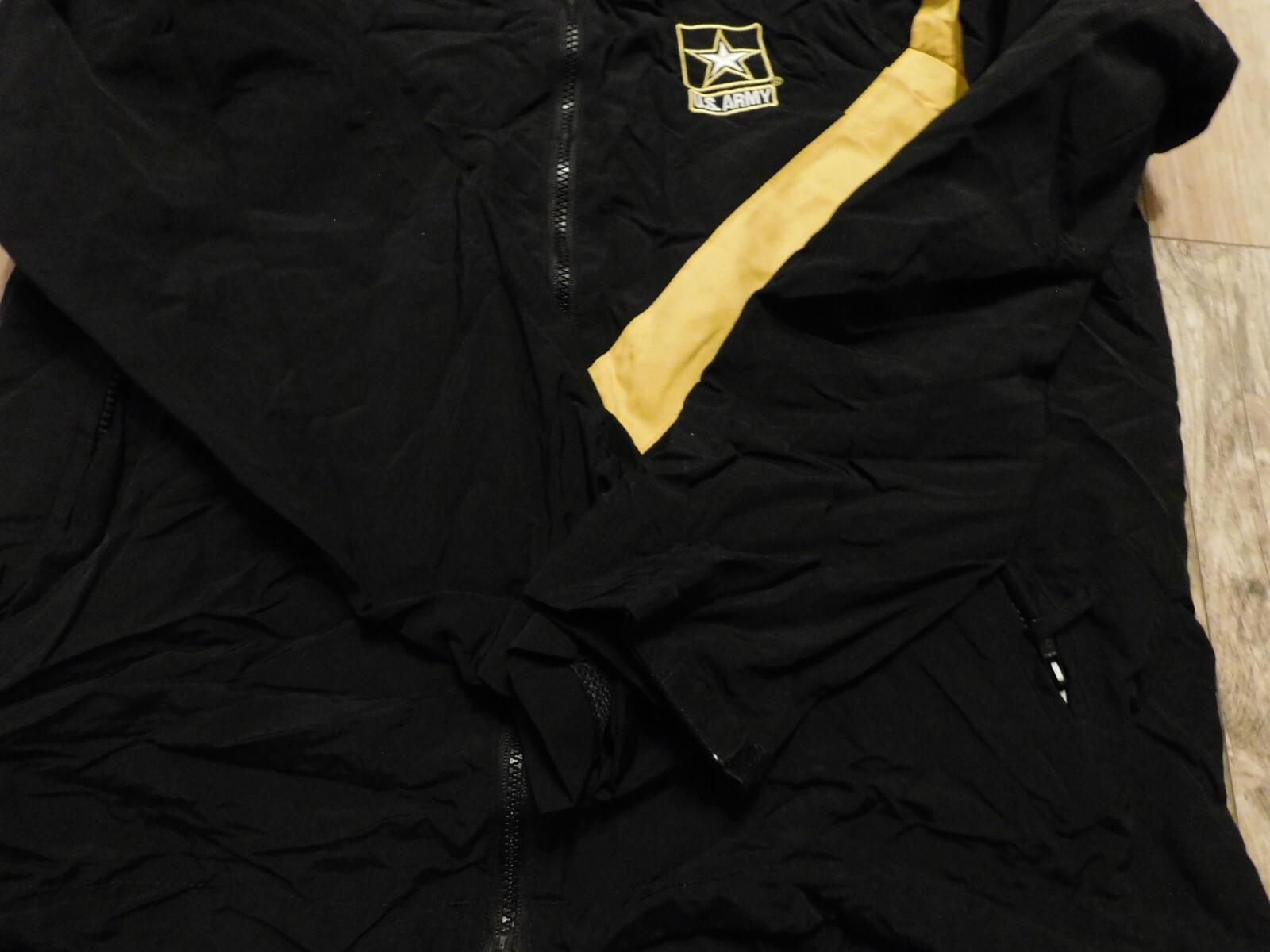 US ARMY APFU JACKET SIZE MEDIUM - SHORT