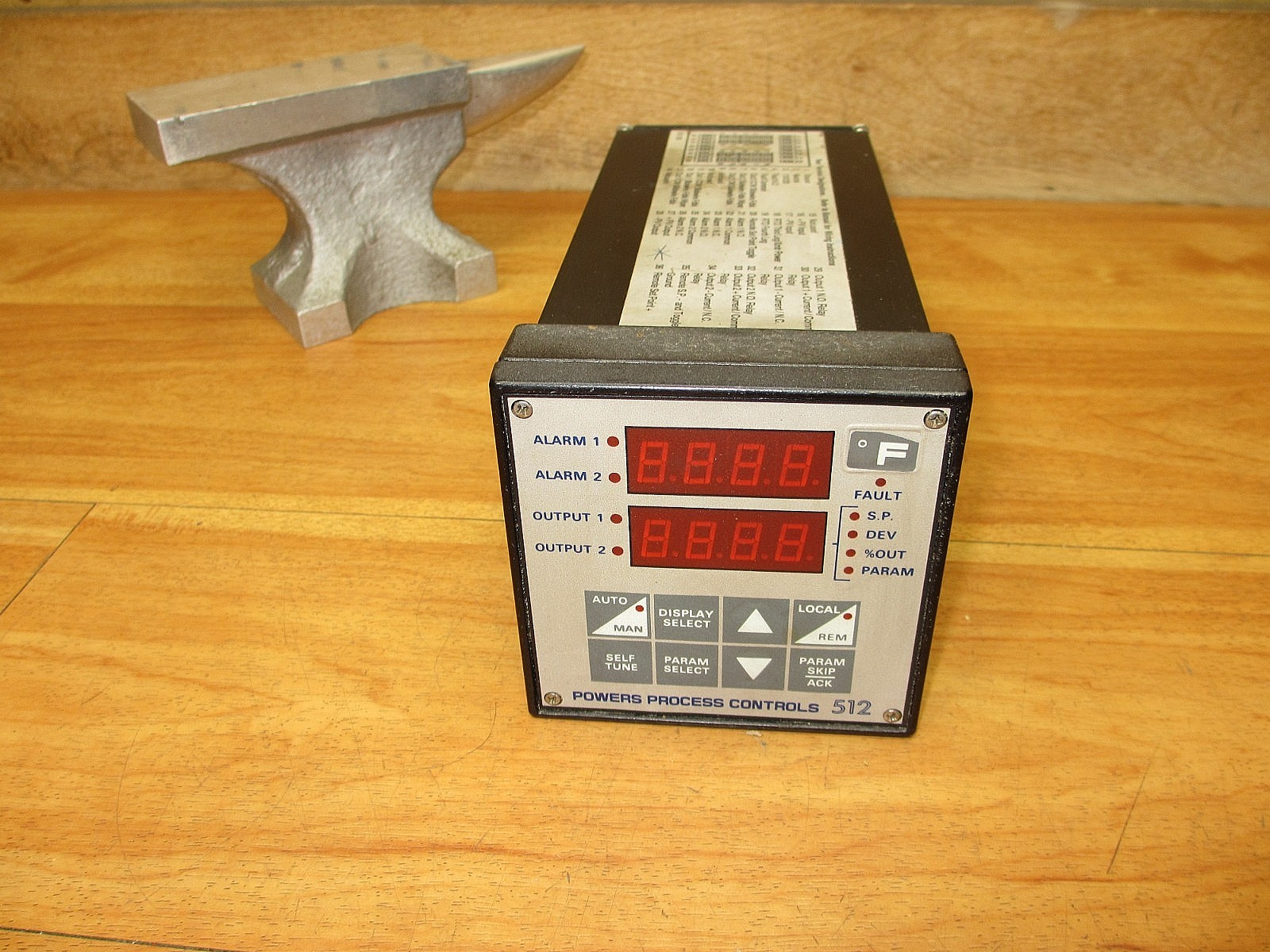 Powers Process Controls 512-A-3-0-0 *USED POWERS UP* Temperature Controller