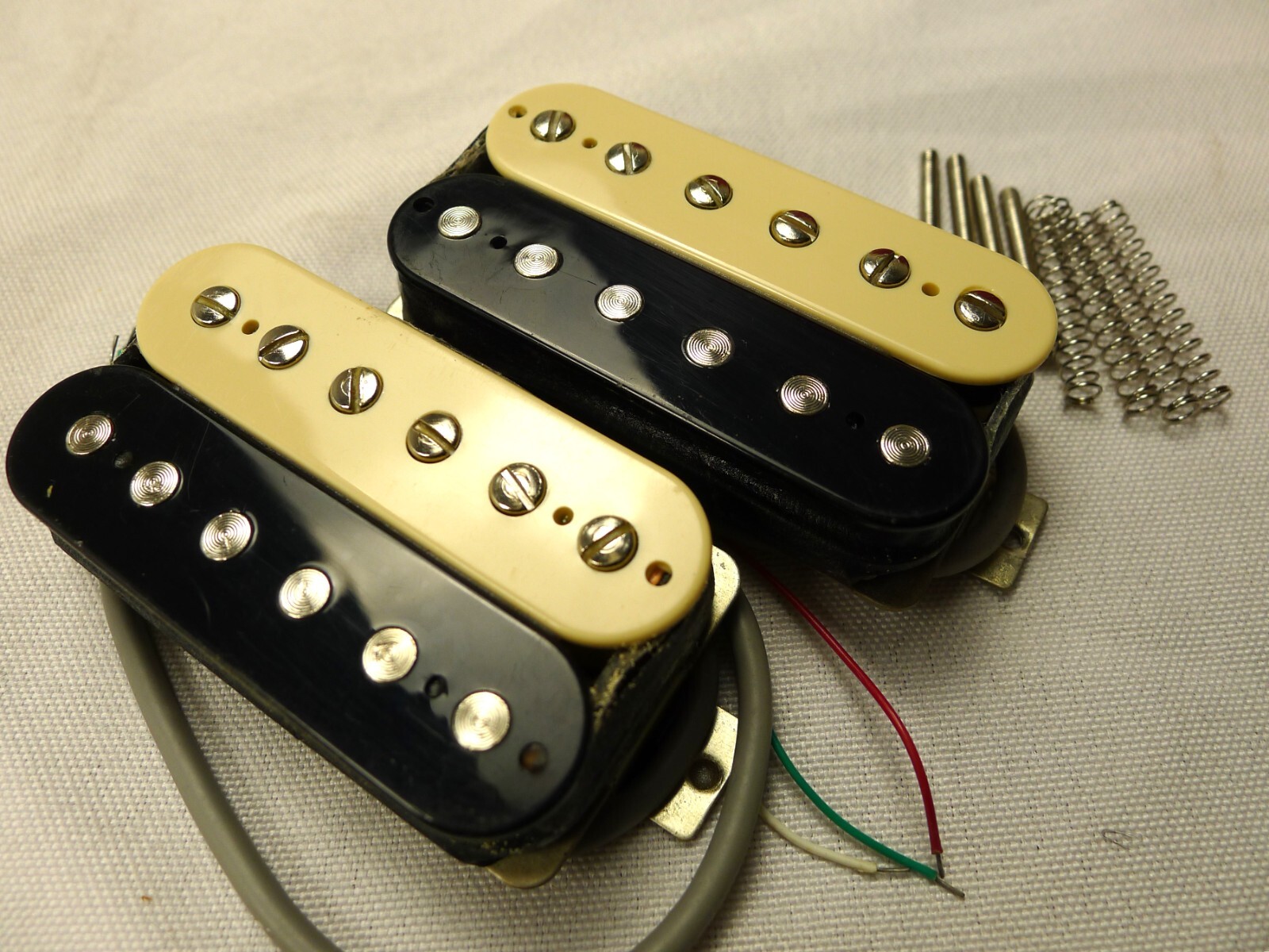 New Pair Epiphone PROBUCKER Humbucker Pickups 8.0k/8.8k 4 Conductor