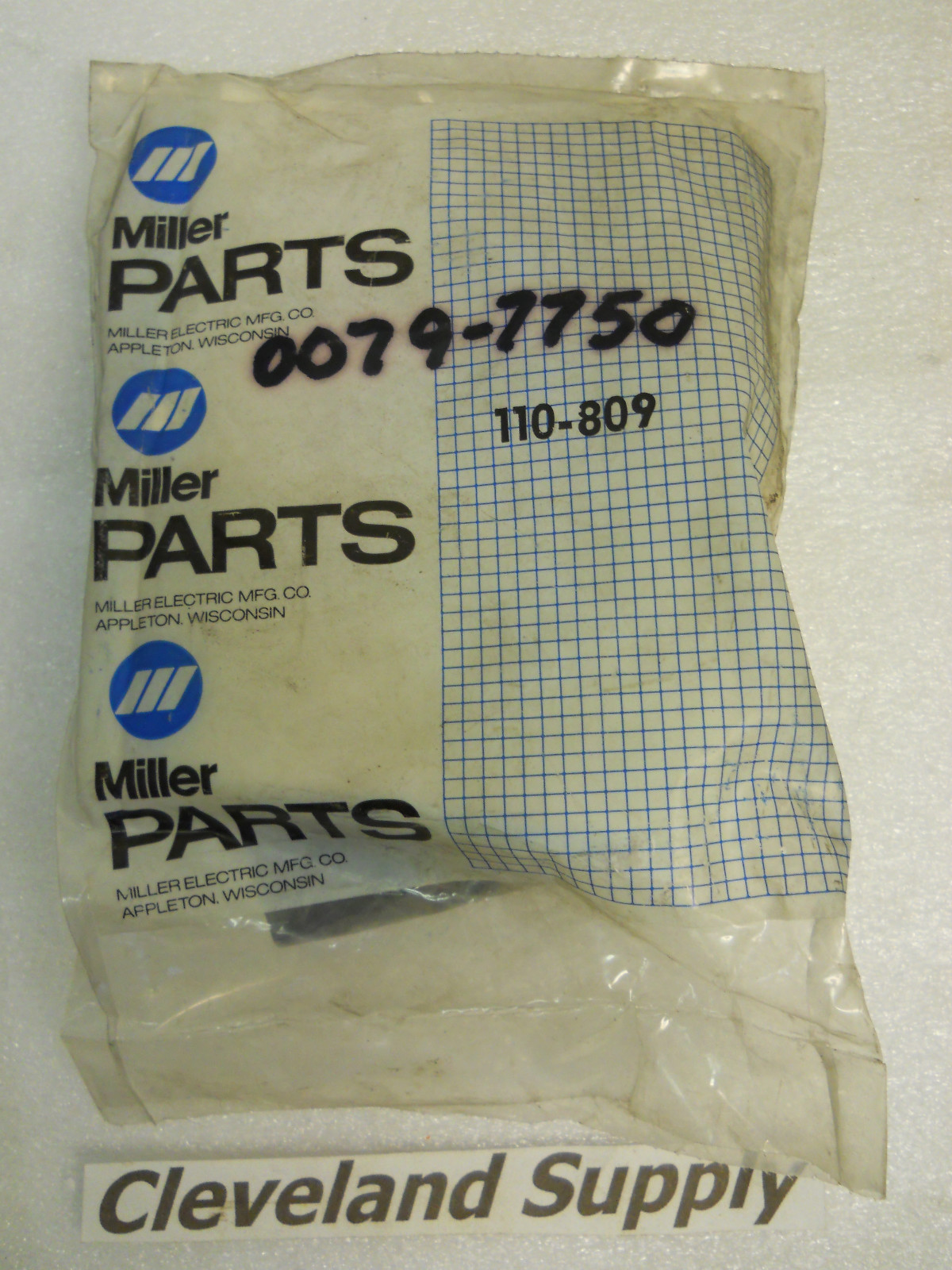 MILLER ELECTRIC 110-809 PC BOARD  NOS SEALED CONDITION IN PACKAGE