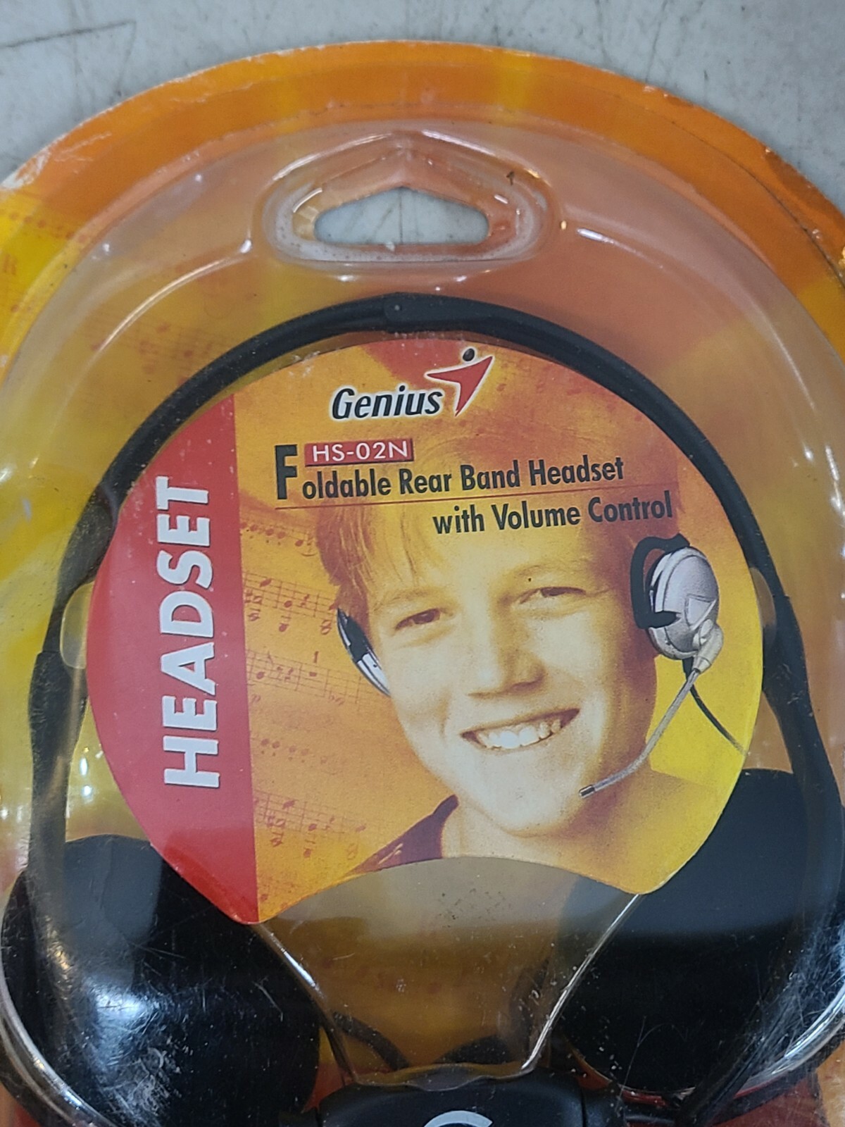 Genius Foldable Rear Band Headset w/Volume Control. HS-02N