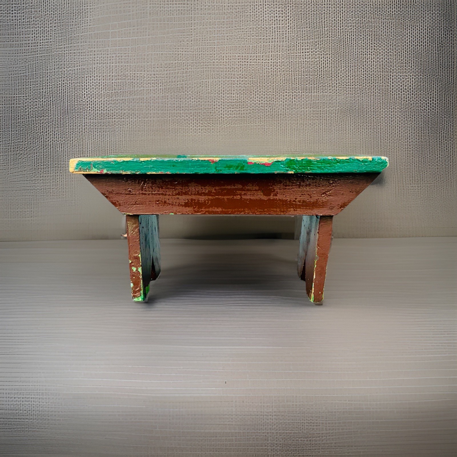 VINTAGE Foot Stool Wooden Painted Green Primitive Farmhouse Bench with Handle