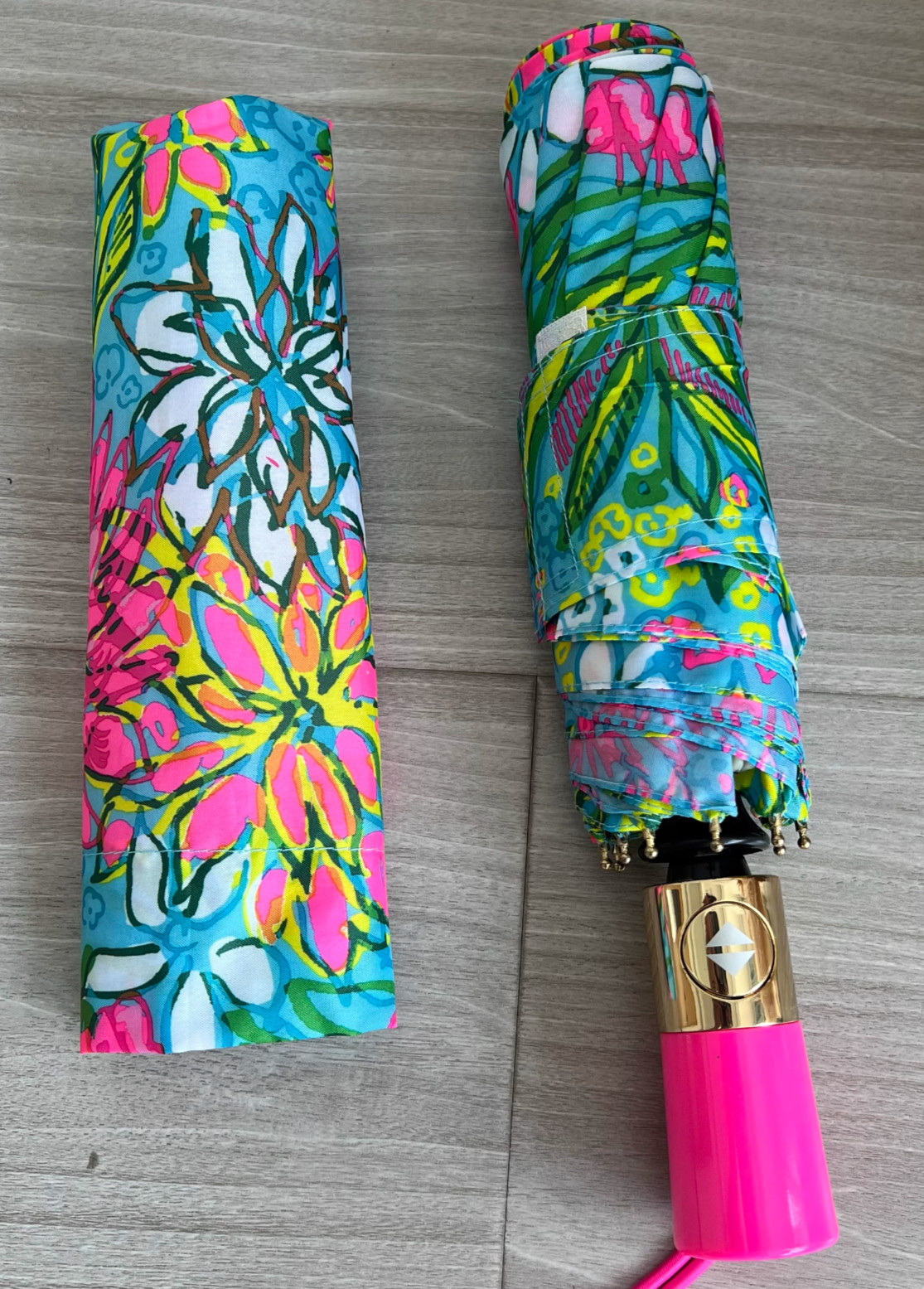 💗☔ NWT Lilly Pulitzer Folding Travel Umbrella Automatic Open & Storage Sleeve