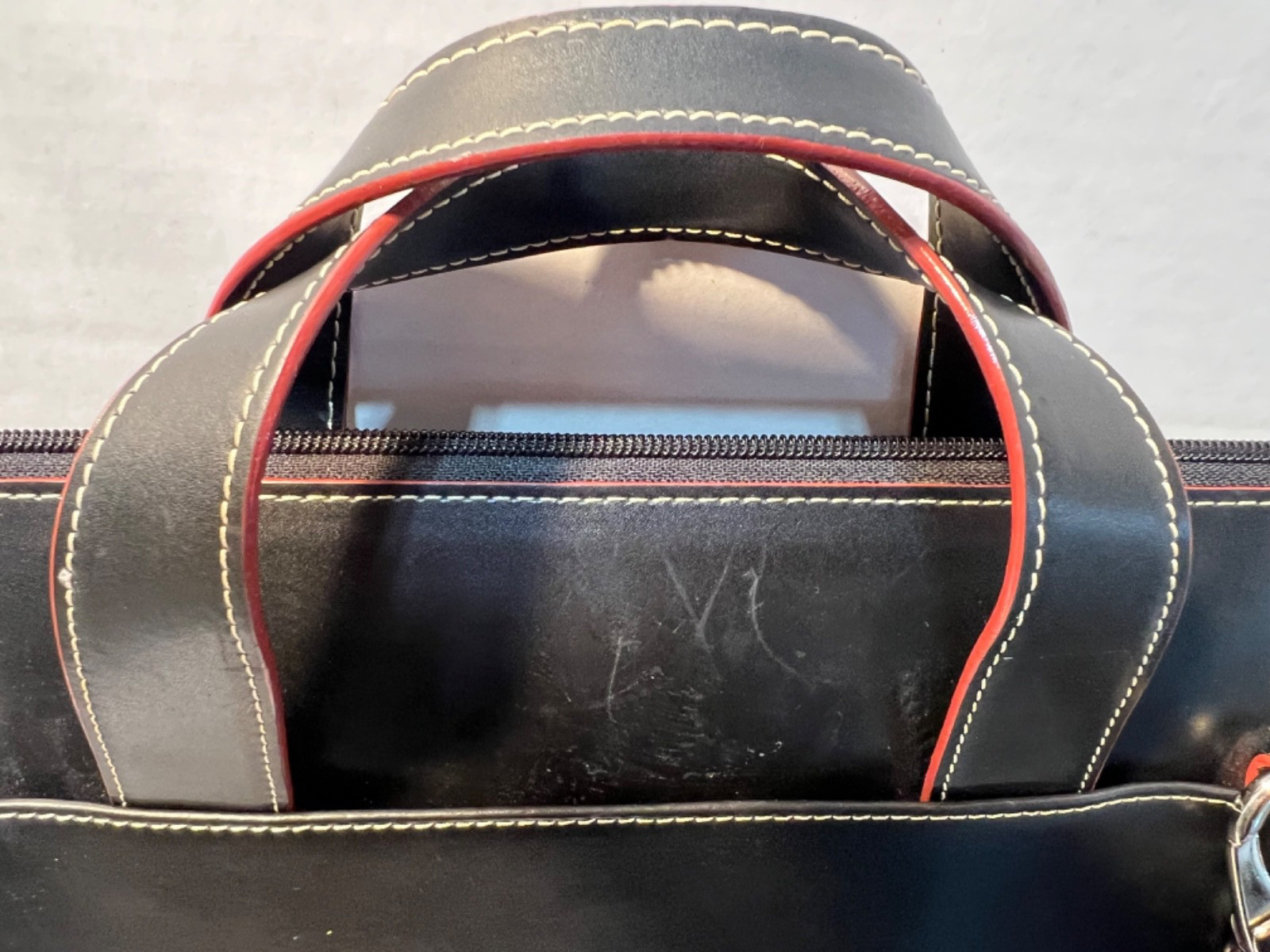 Lodis Black Leather Laptop Briefcase Solid Zipper Closure Shoulder Strap Red/Blk