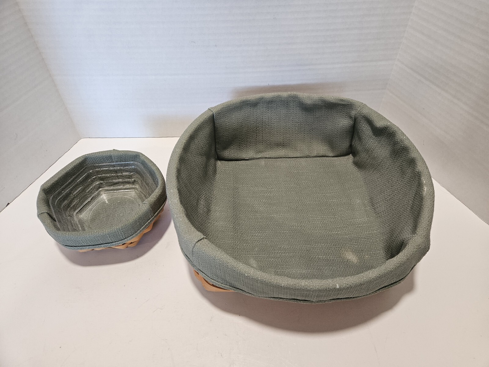 2 Longaberger Baskets 2002 12" Bowl w/ Sage Liner & 2001 5 3/4" x 2 1/2" Hexagon