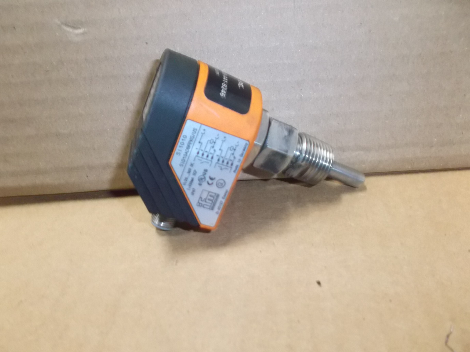 IFM SI1010 Good Used Efector Flow monitor SID10ADBFPKG/US
