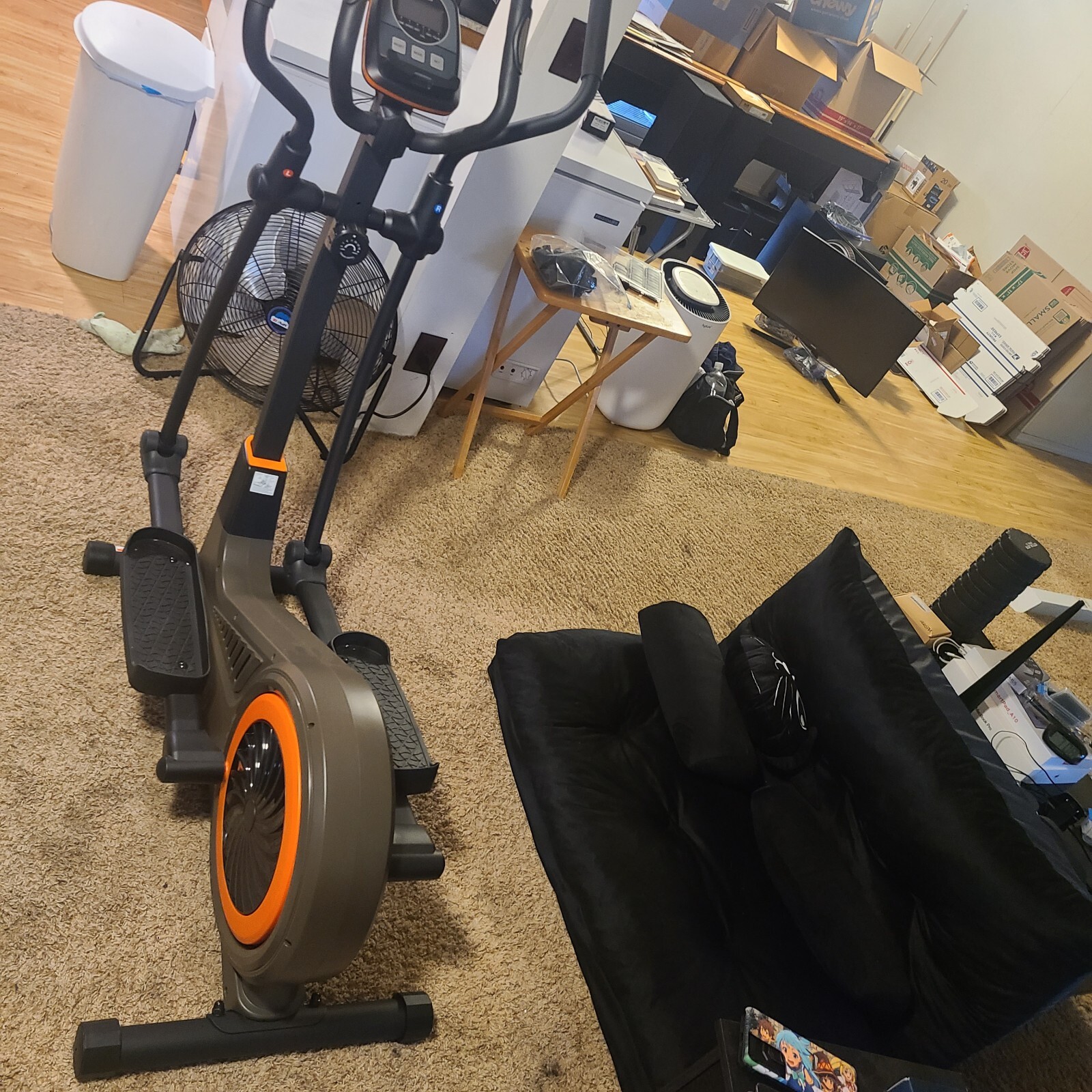 Elliptical Exercise Machine Hyper-Quiet 16 Resistance Levels, 400LBS Capacity