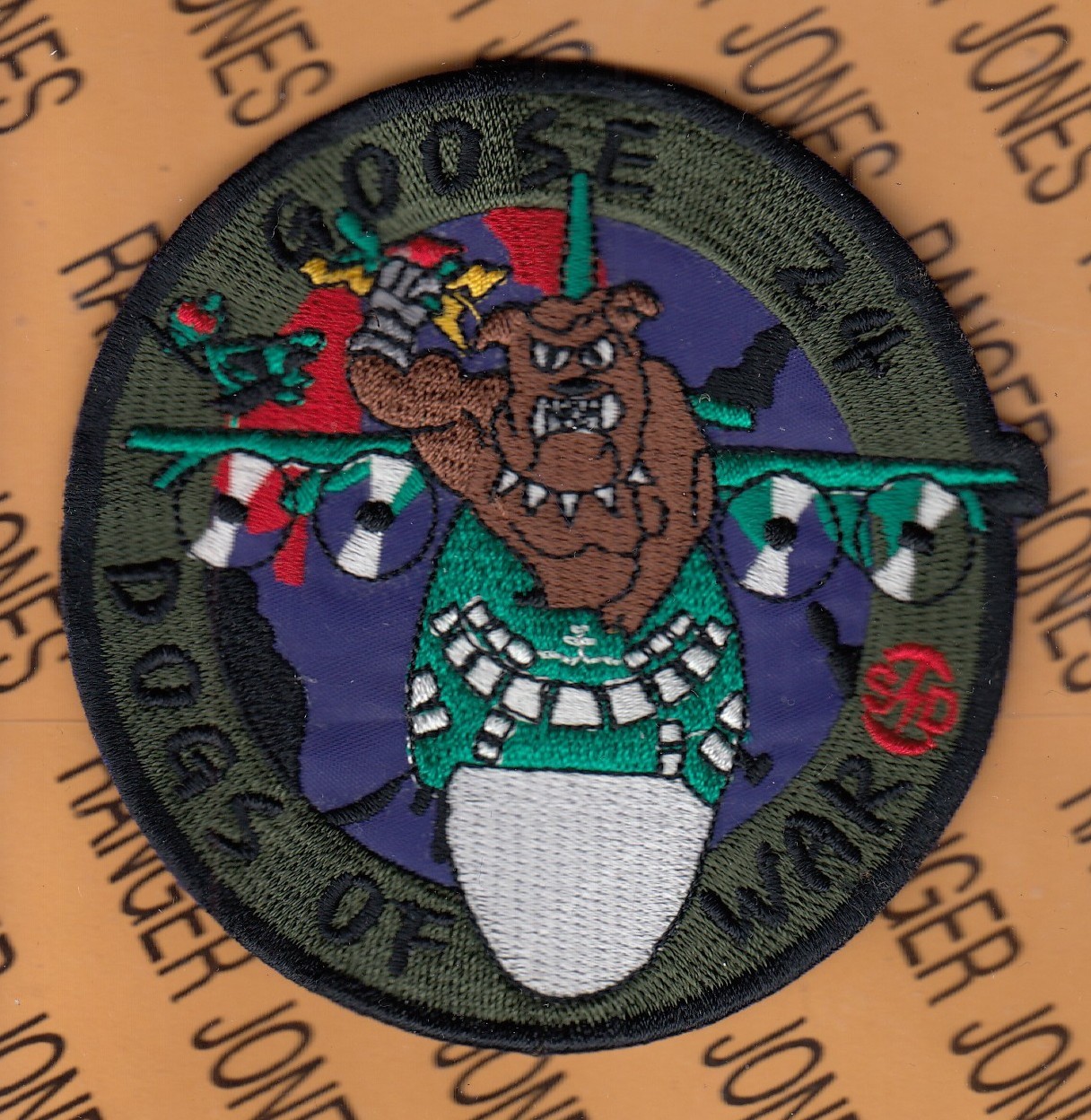 USAF AFSOC 1st Special Operations Sq SOS Goose 24 DOGS OF WAR ~3.75" patch c/e