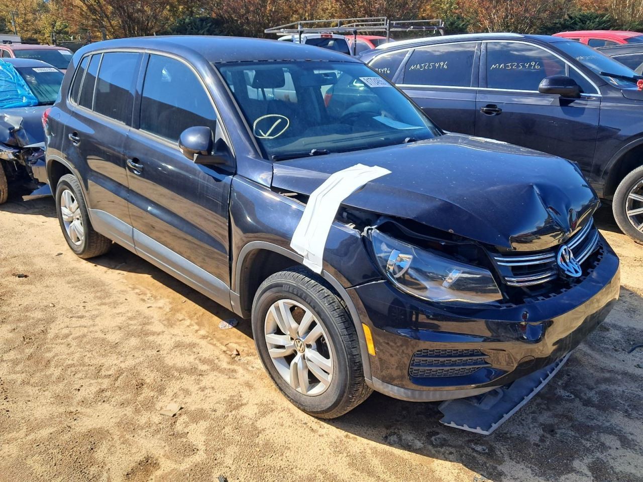 TIGUAN    2013 Glove Box 4850339