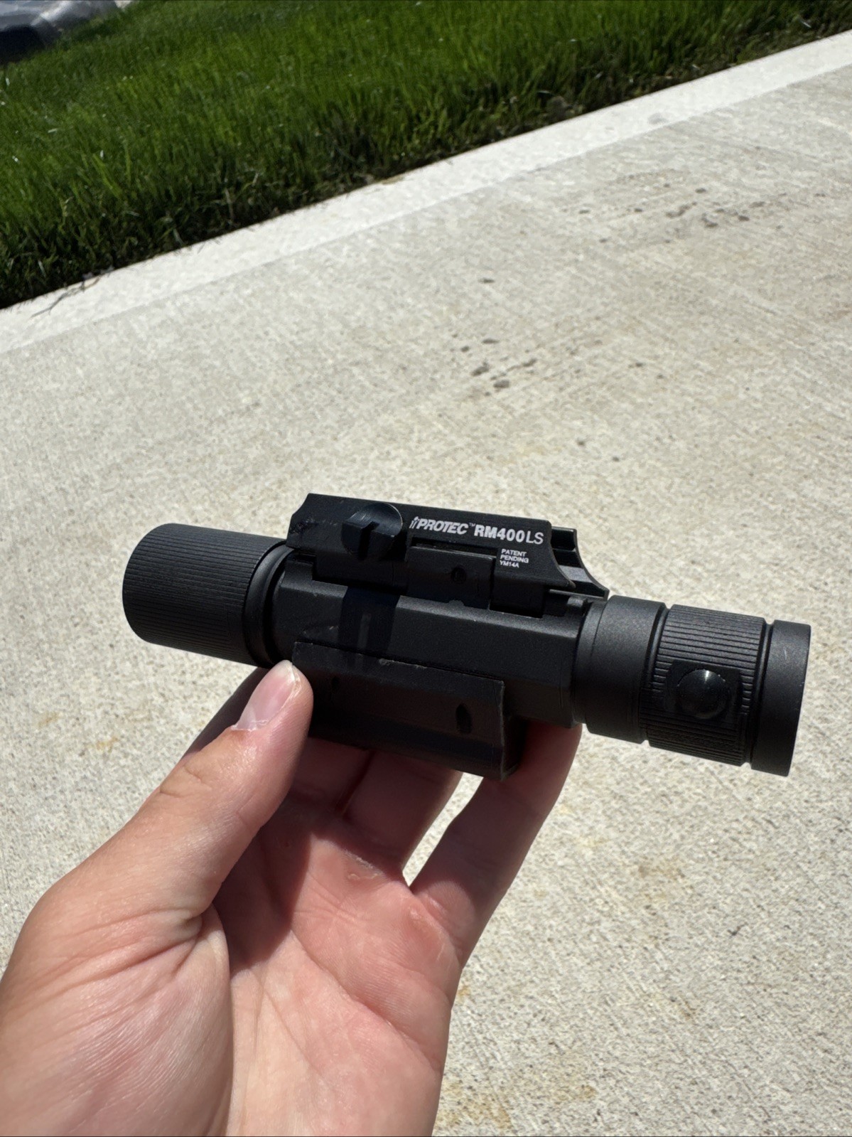 iProtec RM400LSG, a tactical high-power light and laser sight combo