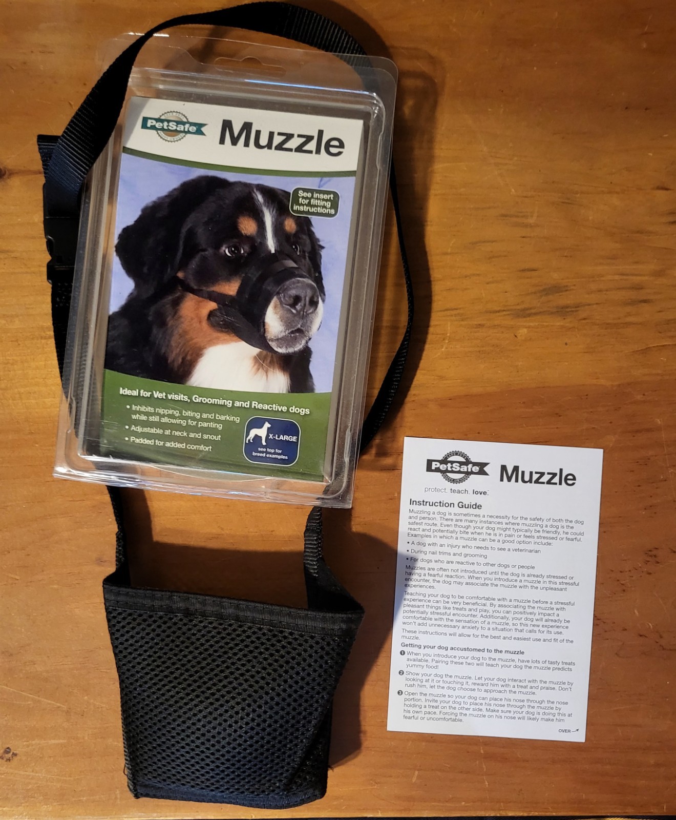 Petsafe Muzzle Size XL Breeds Black Padded