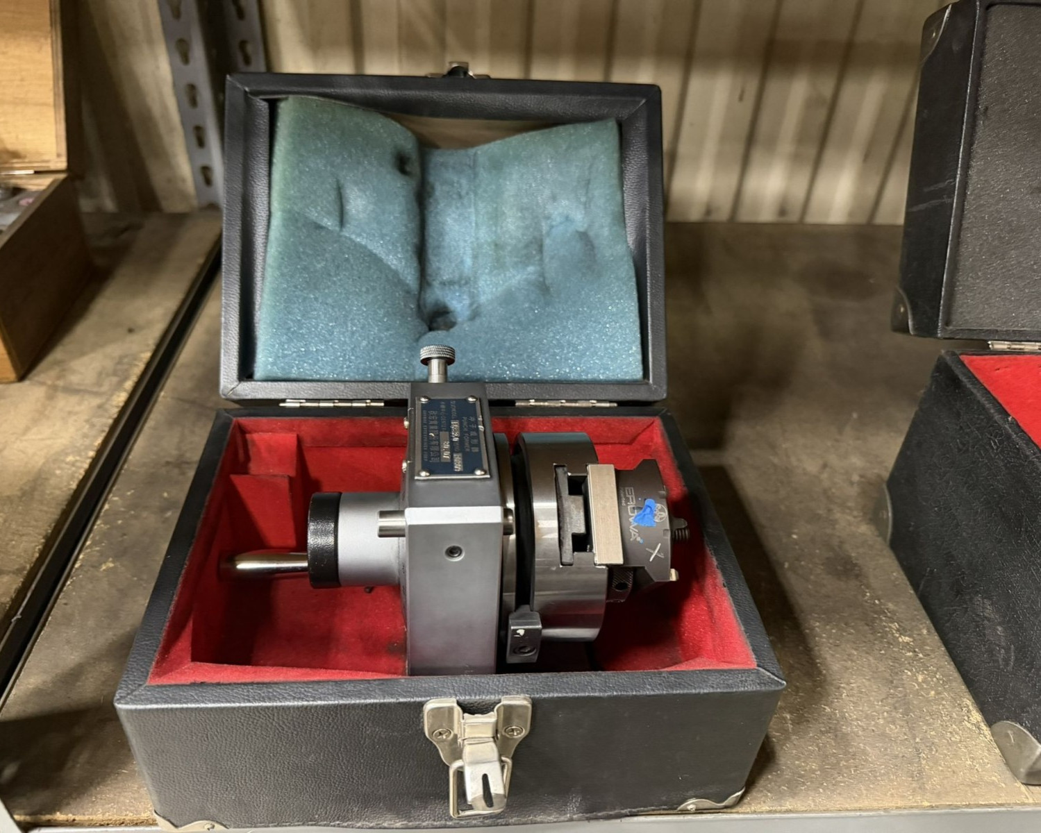 Gromax Punch Former Model FC350 with Case