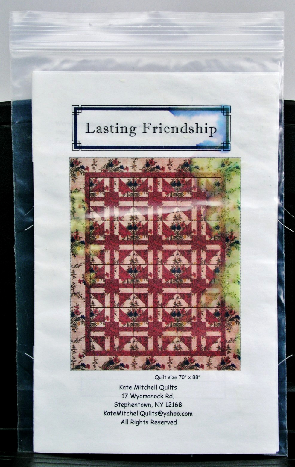 KATE MITCHELL QUILTS - LASTING FRIENDSHIP QUILT PATTERN - 70" X 88" - BRAND NEW