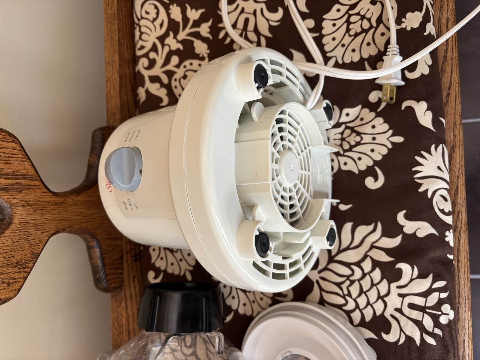 SUNBEAM WHITE 6 CUP 48 OZ. 6 SPEED BLENDER