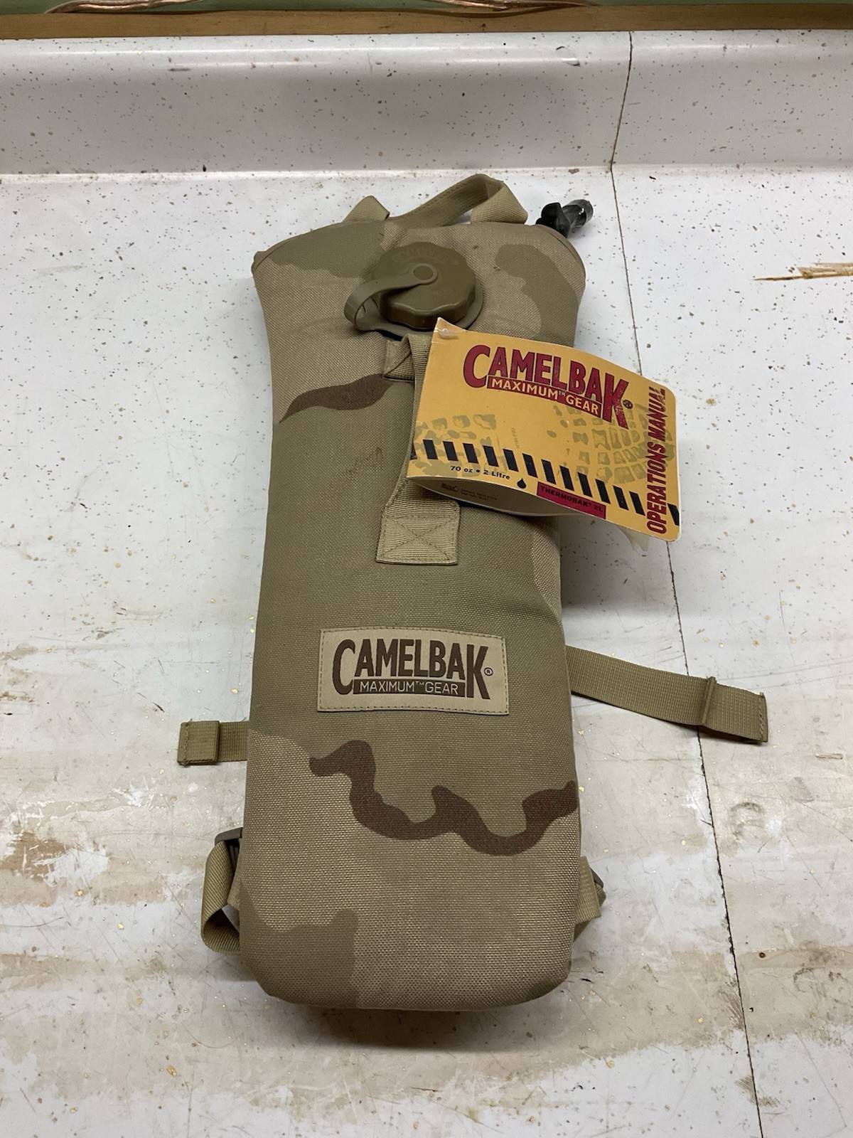 CamelBak ThermoBak 2L 70oz Cordura Desert DCU Camo Water Hydration & Bladder