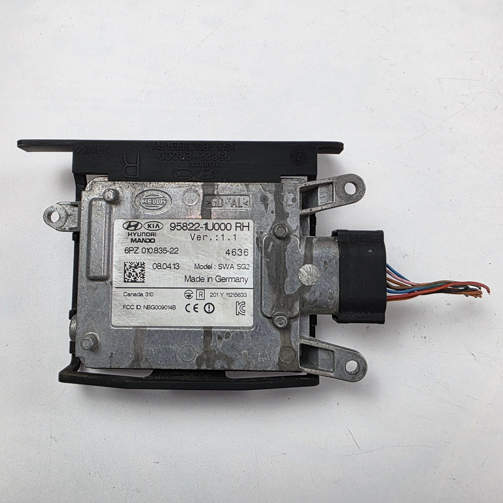 2014-15 Kia Sorento RH Rear Right Blind Spot Radar Sensor Module 95822-1U000 OEM