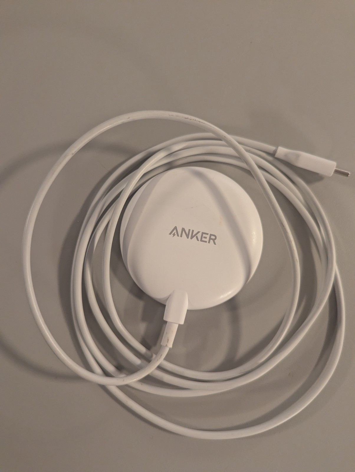 Anker Wireless Charger, 313  Qi-Certified 10W Max, Magsafe to USB-C