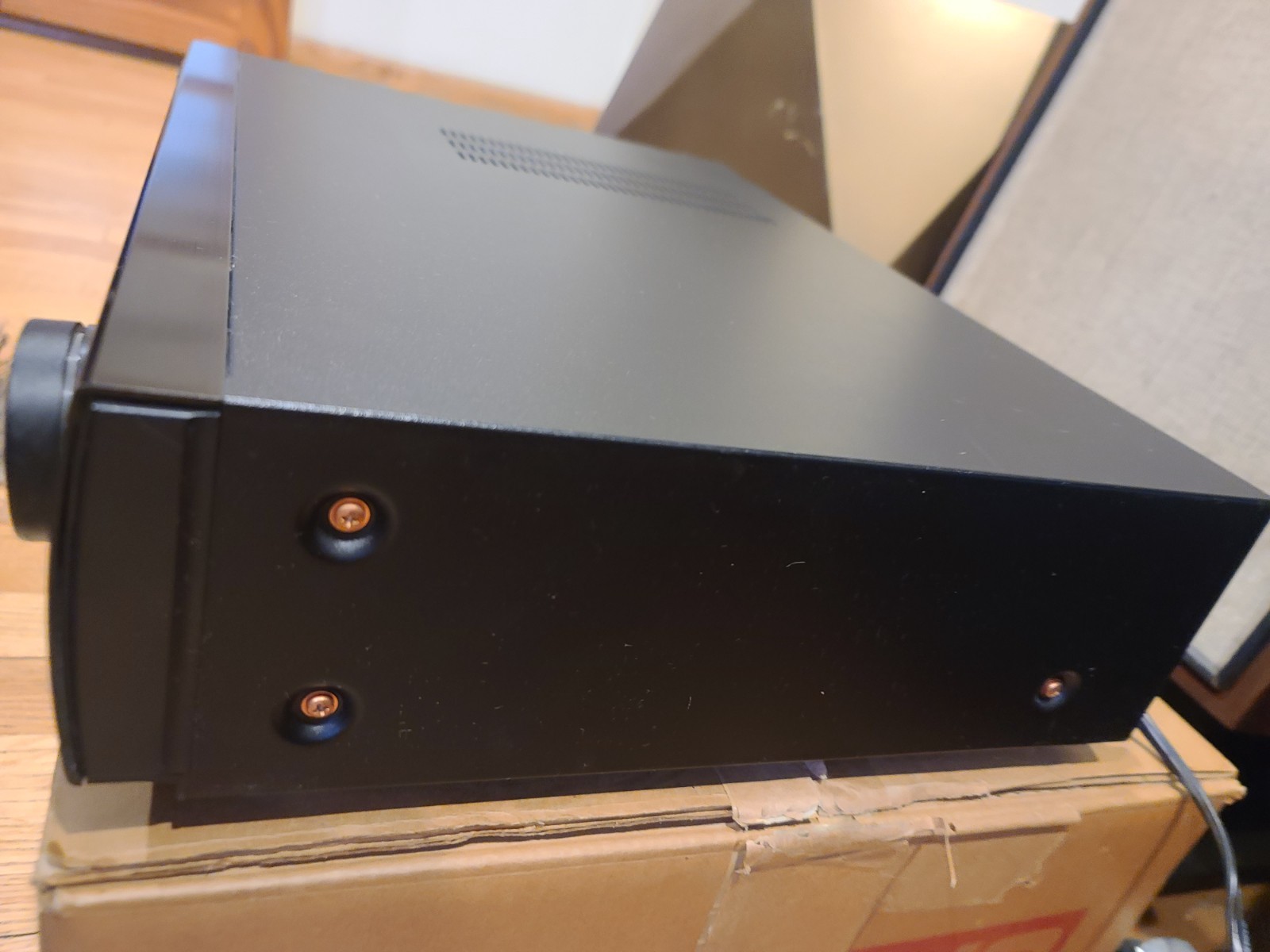 Marantz AV Preamplifier/Tuner AV550 Japan
