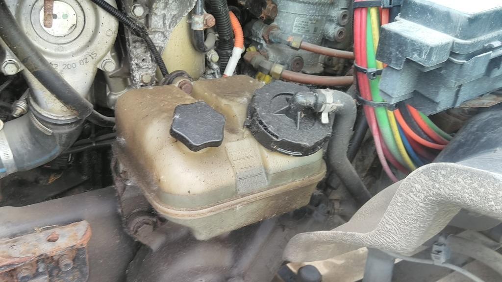 Replaces 2012 FREIGHTLINER CASCADIA 113 POWER STEERING RESERVOIR ,  OH