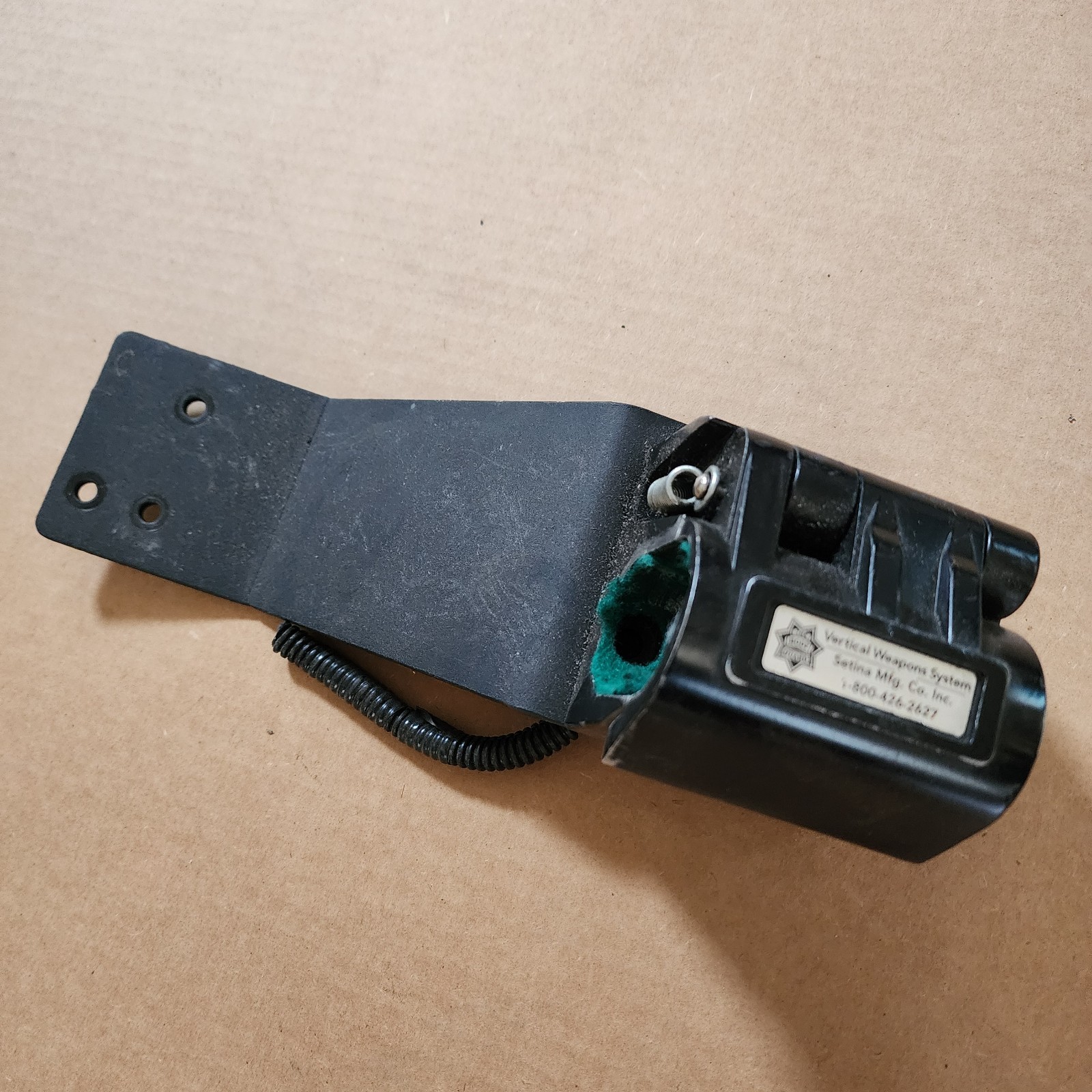 No Key - Virtical Weapons Systems Shotgun Medium Gun Lock W/ Bracket SC-1 12V